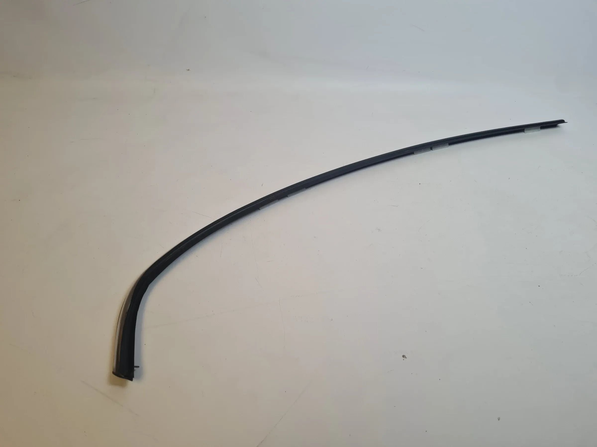 Original Mini One (R50/R53) Dichtung Windschutzscheibe Vorne Links 7051527