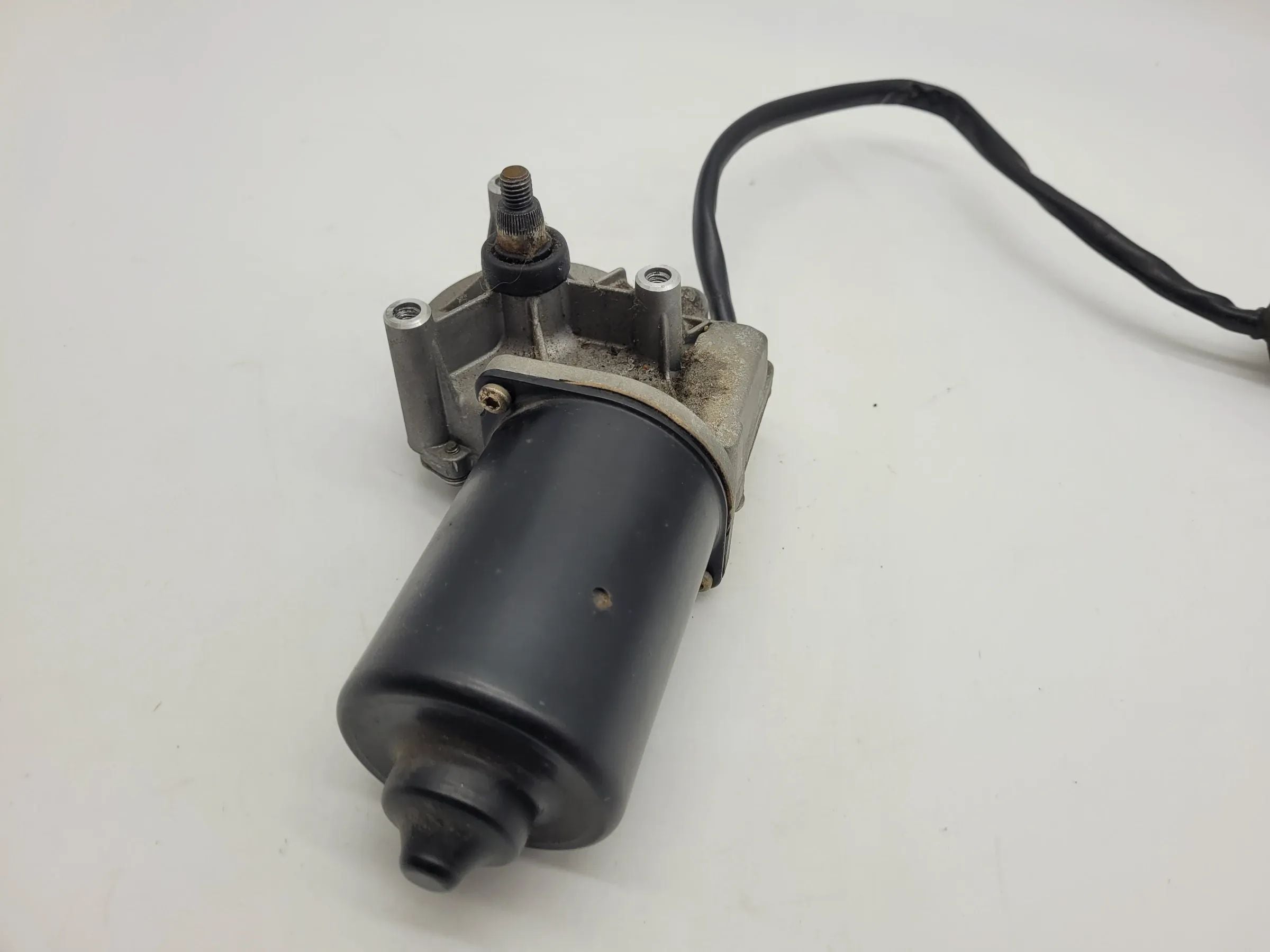 Original Mercedes-Benz C-Klasse (W203) Wischermotor Vorne A2038200342