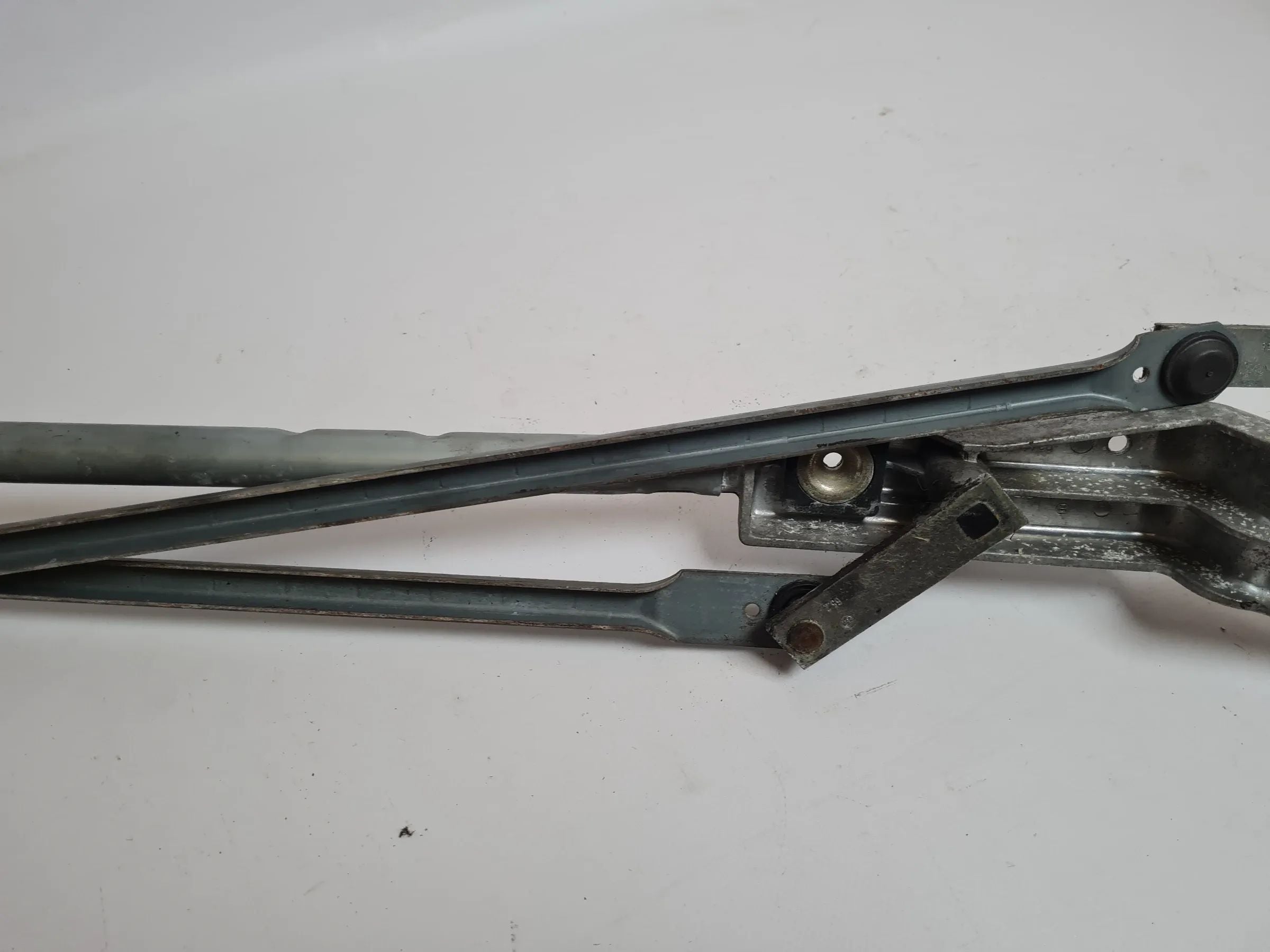 Original Ford Focus (DAW/DBW) Wischergestänge Vorne 3398009436