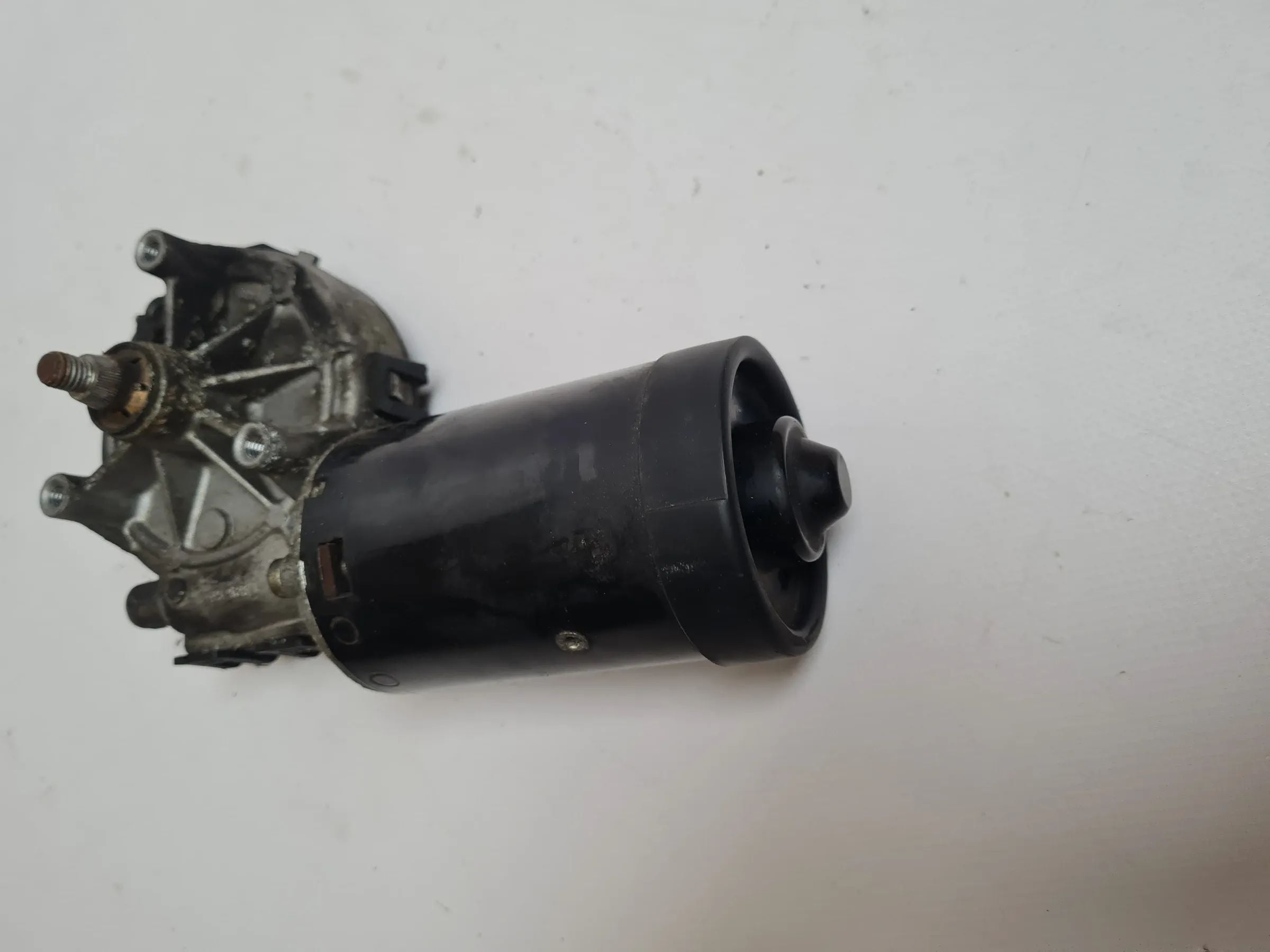 Original Mercedes-Benz E-Klasse/CLK 208/210 Wischermotor Vorne 0390241420CDP