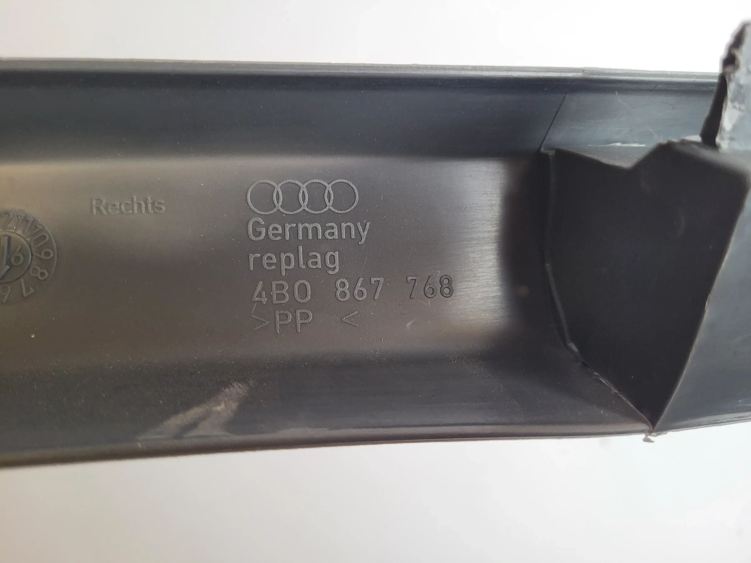 Original Audi A6 (4B2/4B4) Verkleidung C-Säule Rechts Unten 4B0867768