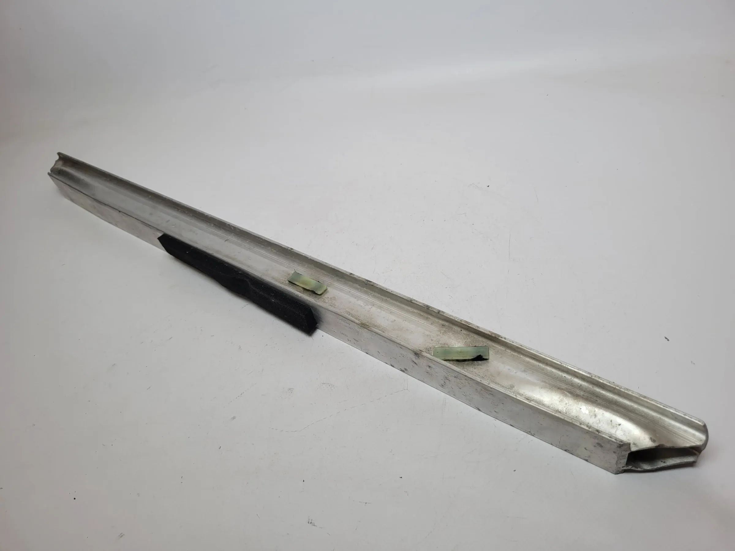 Original Audi A6 4B2/4B4 Alu Türprallträger Seitenverstärkung L/R 4B0833507