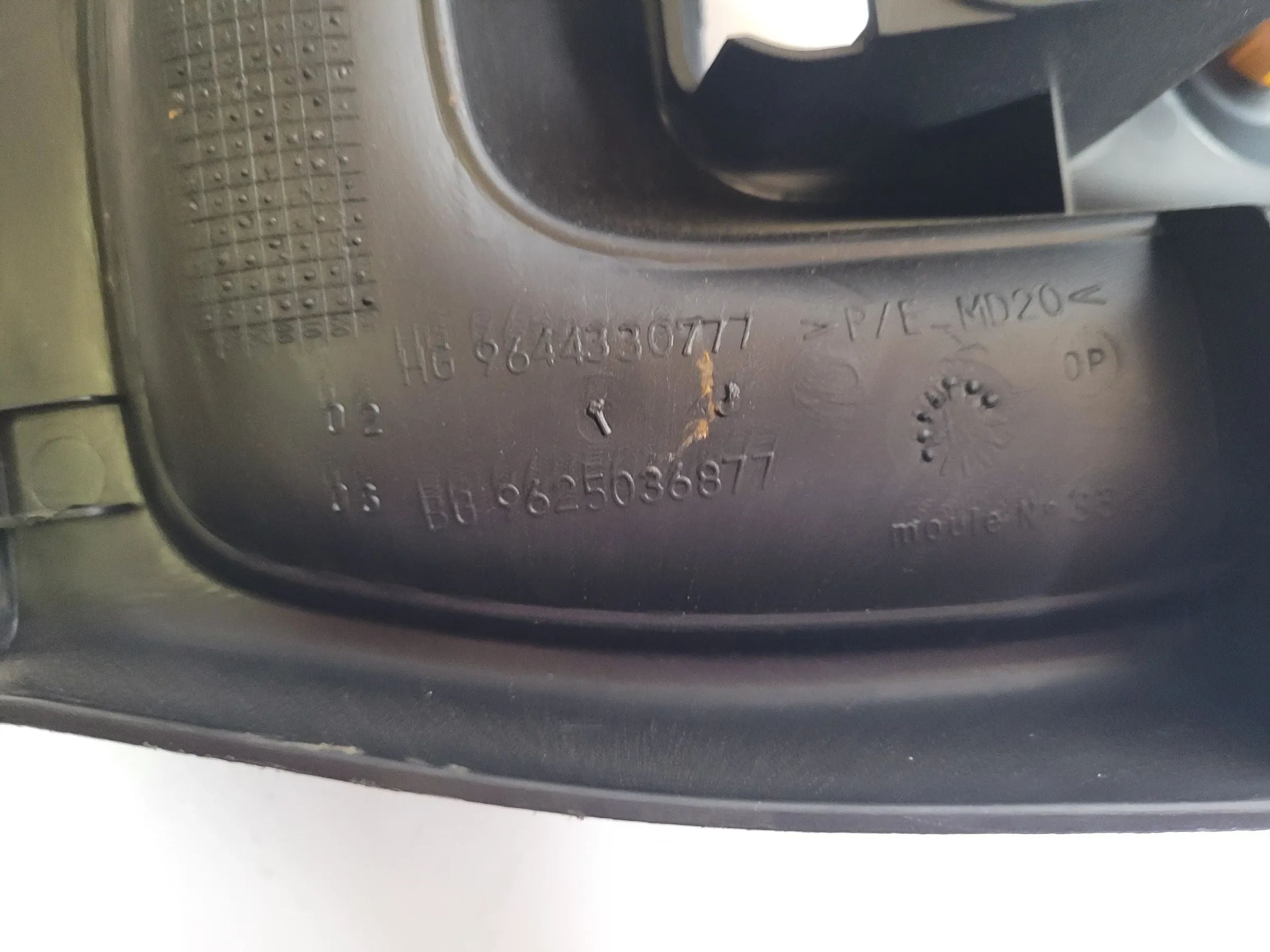 Original Peugeot 206 CC (2D) Mittelkonsole Verkleidung Abdeckung 9644330777