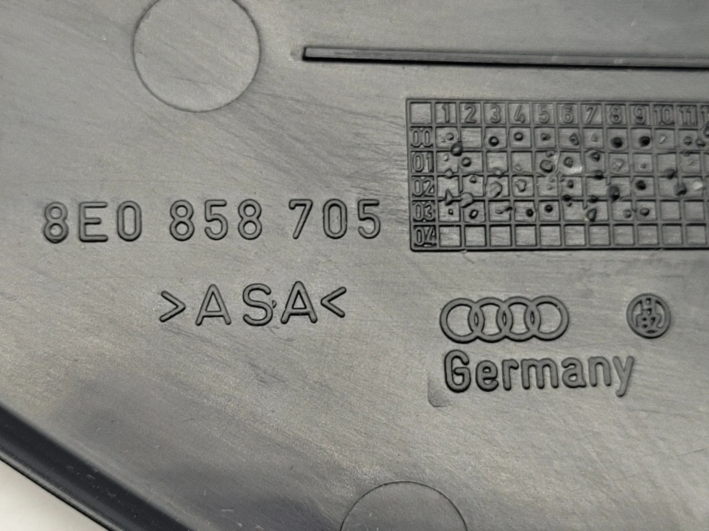Original Audi A4 (8E/B6/B7) Scheibendreieck Spiegel Verkleidung Links 8E0858705