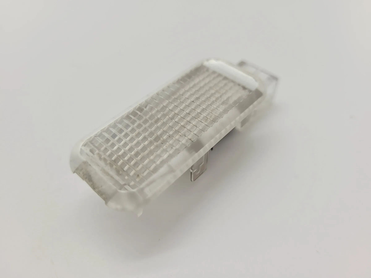 Original Audi A6 (4B2/4B4) Türleuchte Warnleuchte Weiss 4B0947415