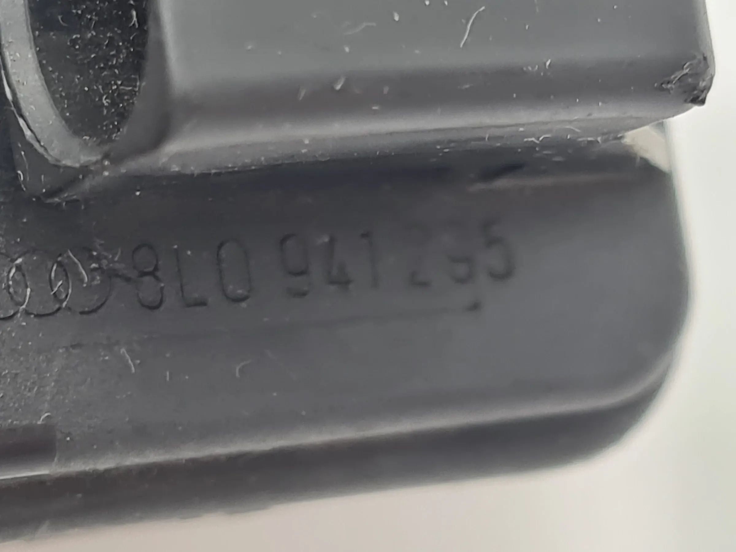 Original Audi A3 (8L) Scheinwerfer Stellmotor LWR L/R 8L0941295