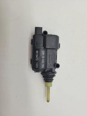 Original Opel Meriva A (X03) Stellmotor ZV Tanklappe 13120789