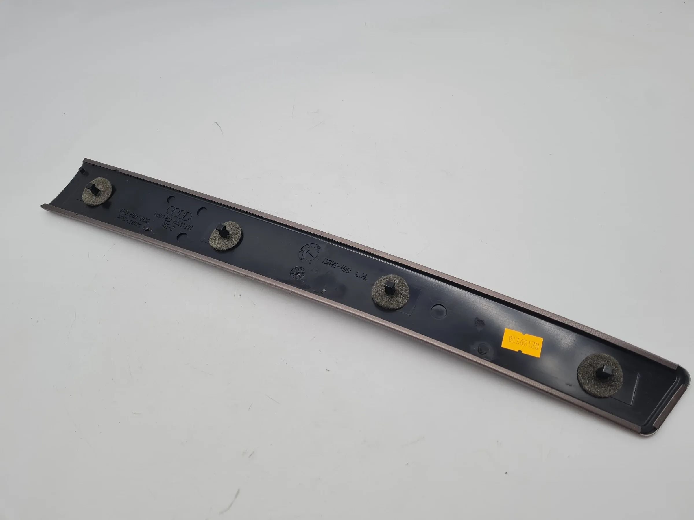 Original Audi A6 (4B2/4B4) Zierleiste Dekorleiste Tür Vorne Links 4B0867409