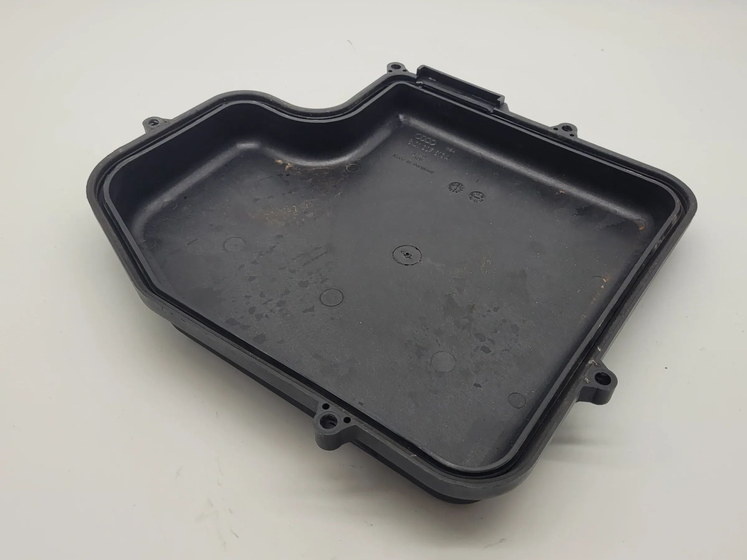 Original Audi A6 (4B2/4B4) Abdeckung Steuergerät Sicherungskasten 8D1907613A