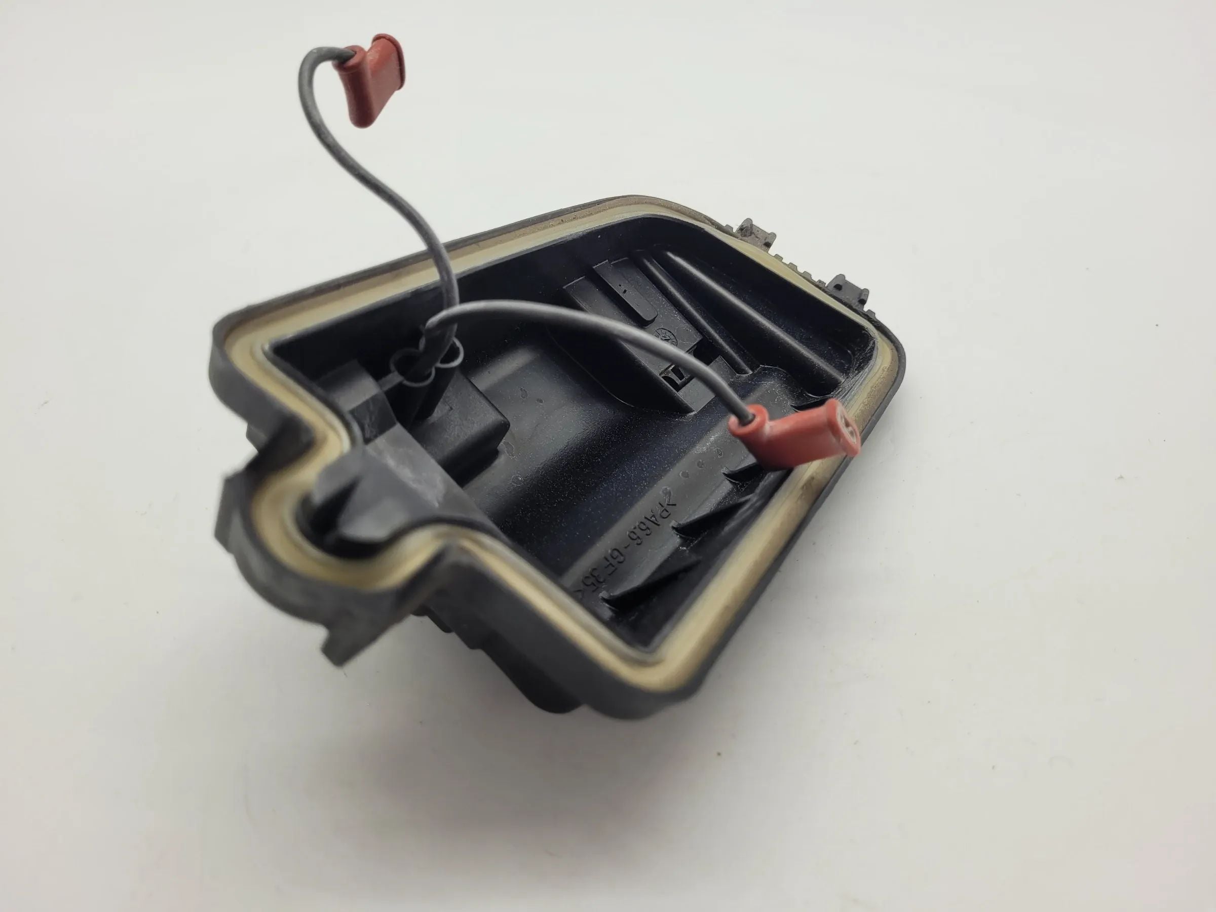 Original BMW 5er (E39) Nebelscheinwerfer Kappe Deckel Rechts 63.17-8377942