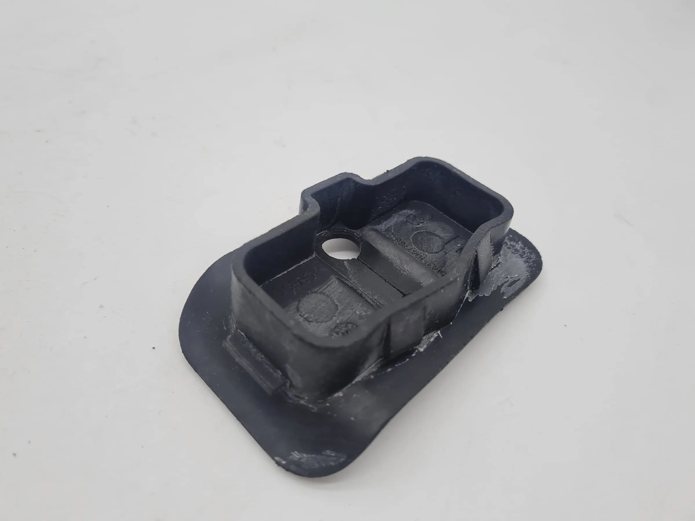 Original Mini One (R50/R53) Blende Abdeckung Fangbügel Rechts 51.43-7047766-04