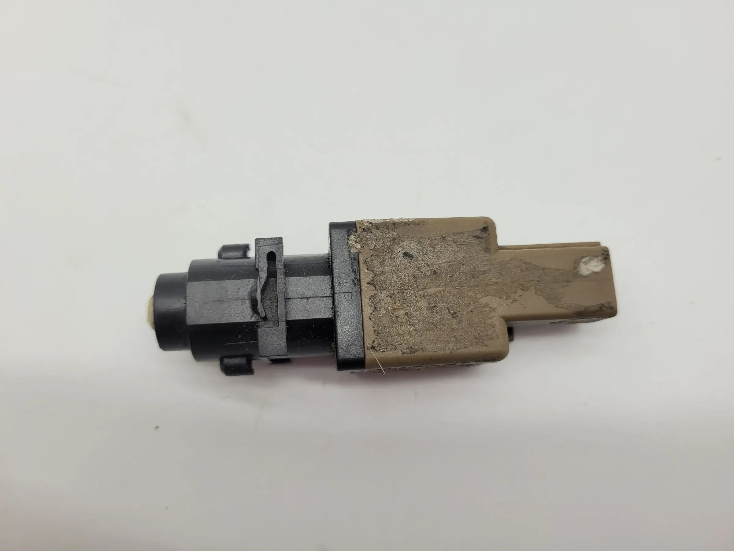 Original Alfa Romeo/Lancia/Fiat Kupplungsschalter Schalter Kupplung 46840511