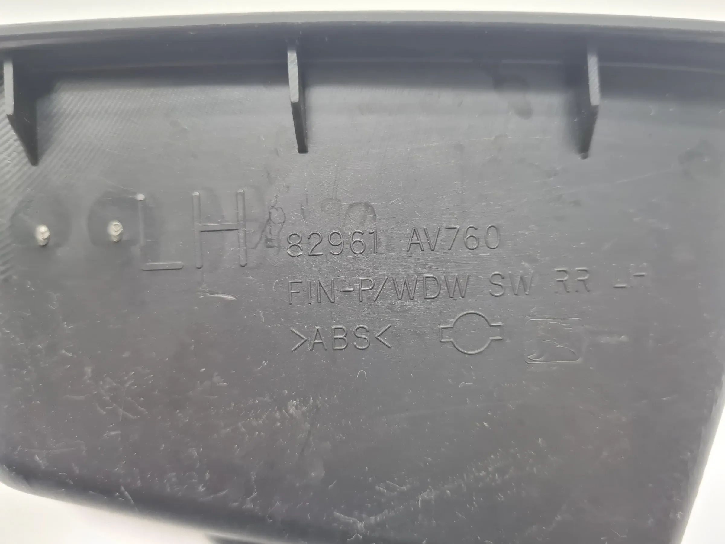Original Nissan Primera P12 Türgriffschale Abdeckung Hinten Links 82961