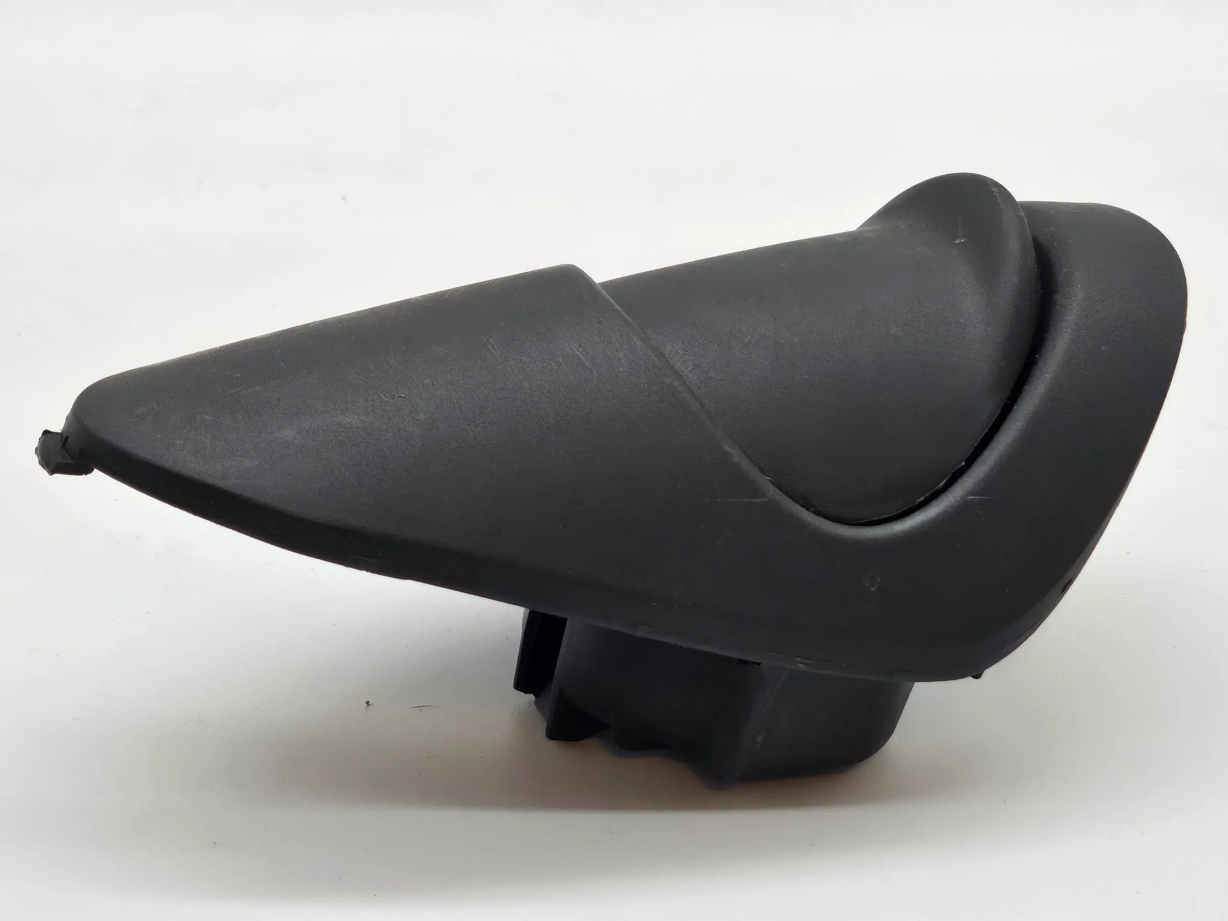 Original Fiat Punto 188 Aschenbecher Ascher ohne Einsatz 225097