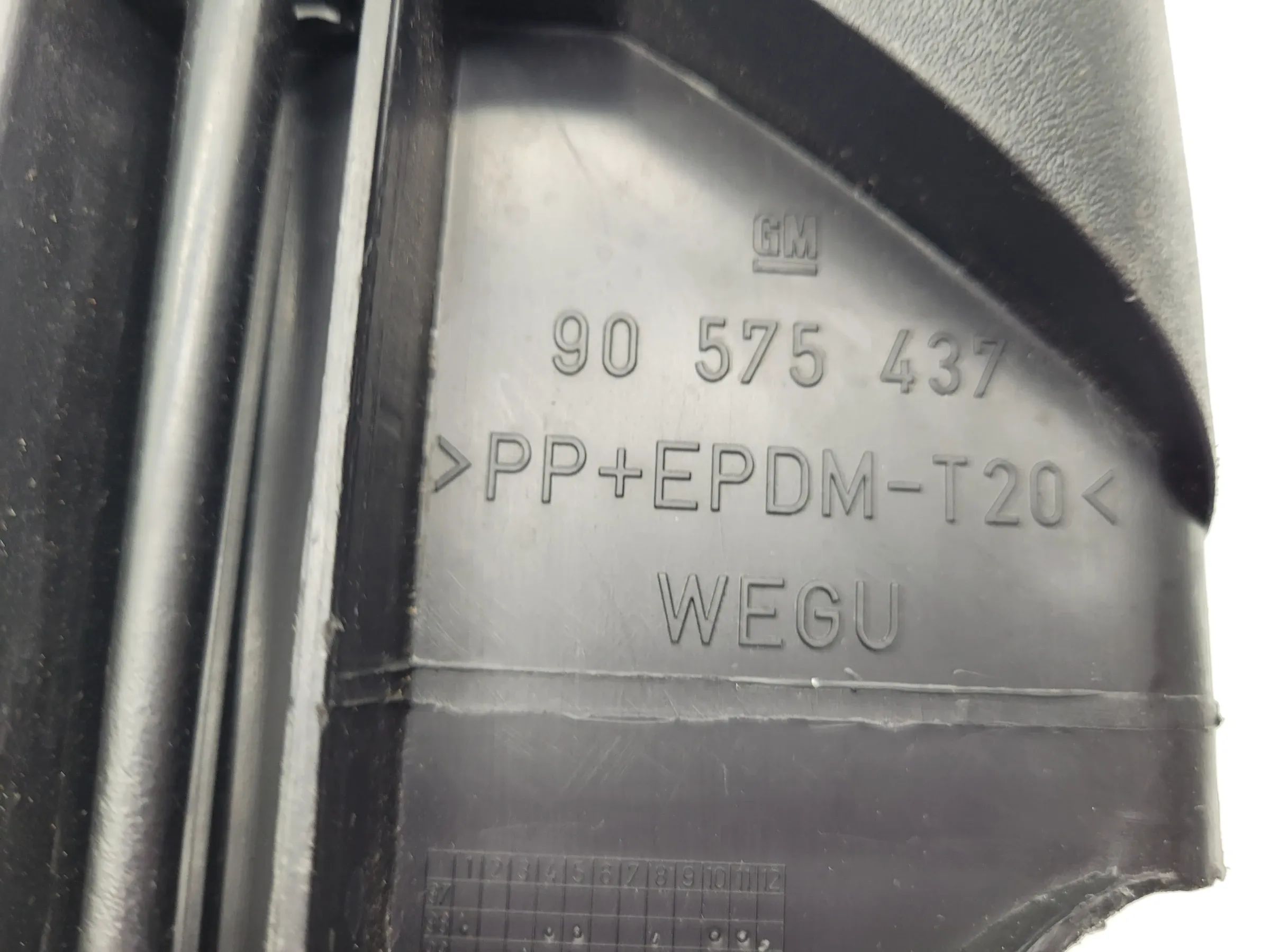 Original Opel Astra G (T98) Lenksäulenverkleidung Blende 90575437