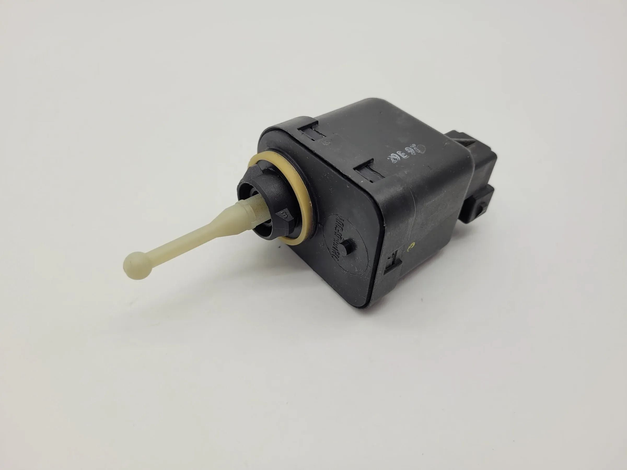 VW/Seat Ibiza II /Cordoba +Mehr Stellmotor LWR L/R 6K5941295