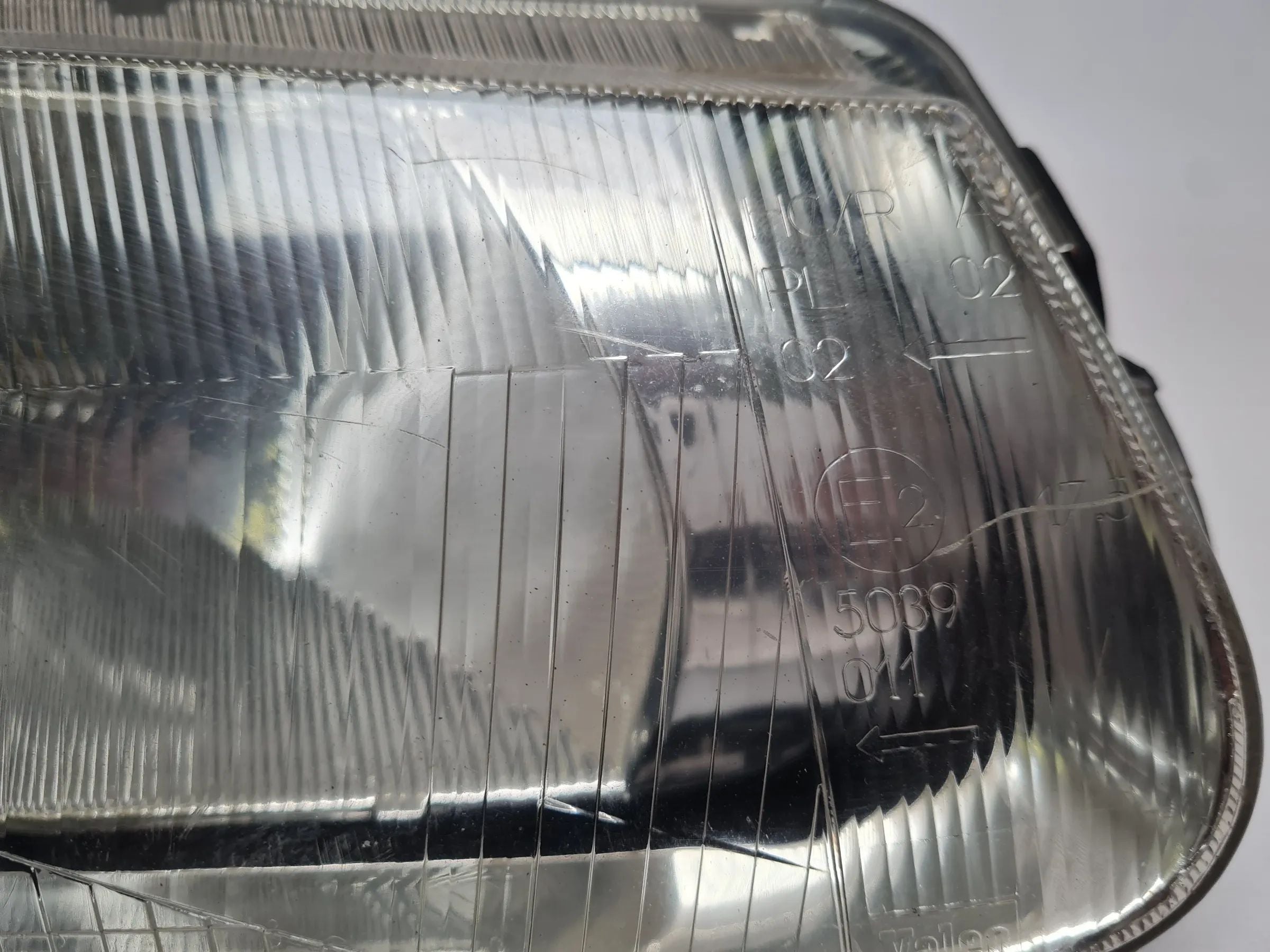 Original Rover 200 Schrägheck (RF) Scheinwerfer / Frontleuchte Rechts 88202337