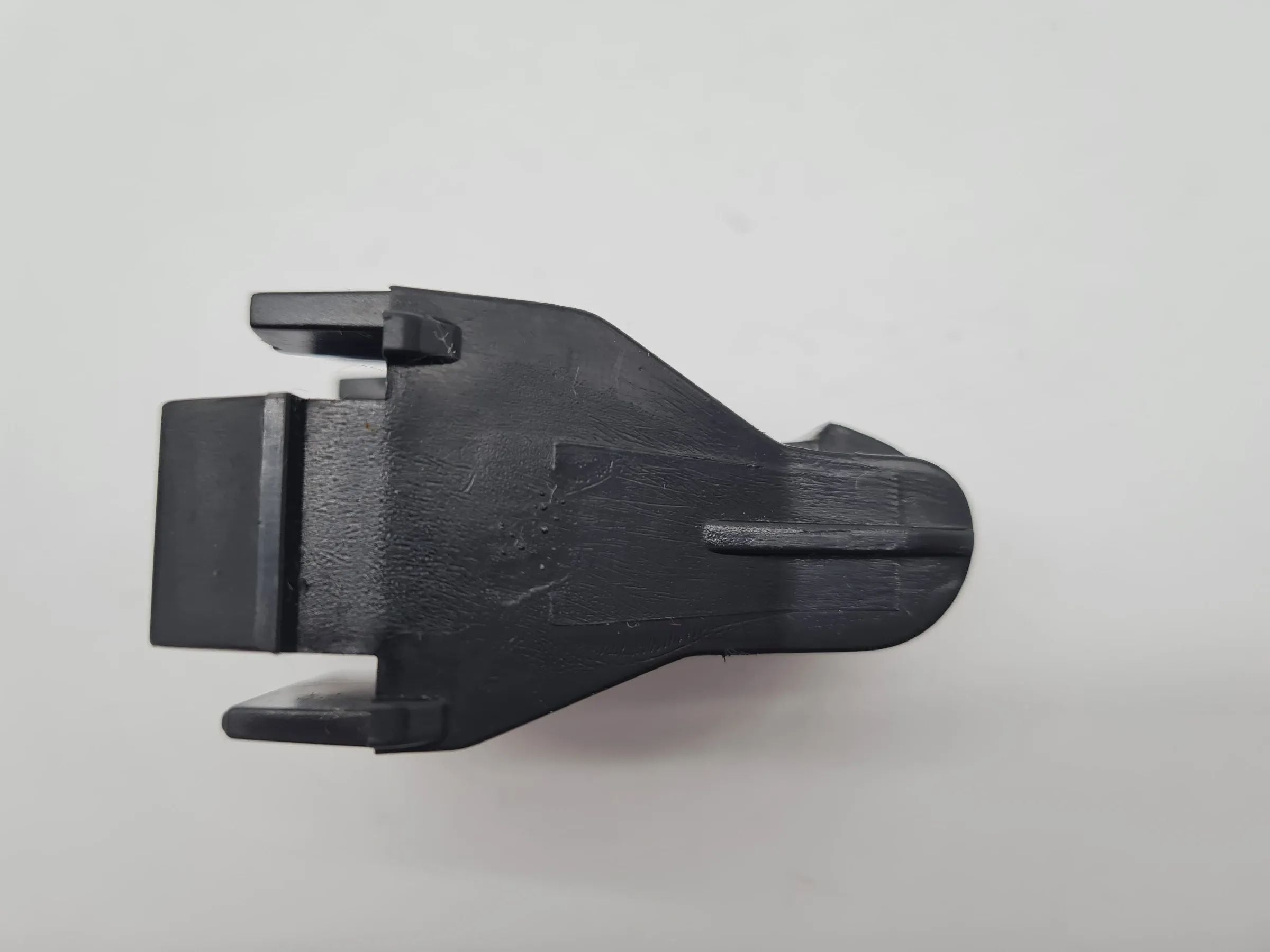 Original BMW X5 (E53) Rückbank / Kofferaum Clip 8099555