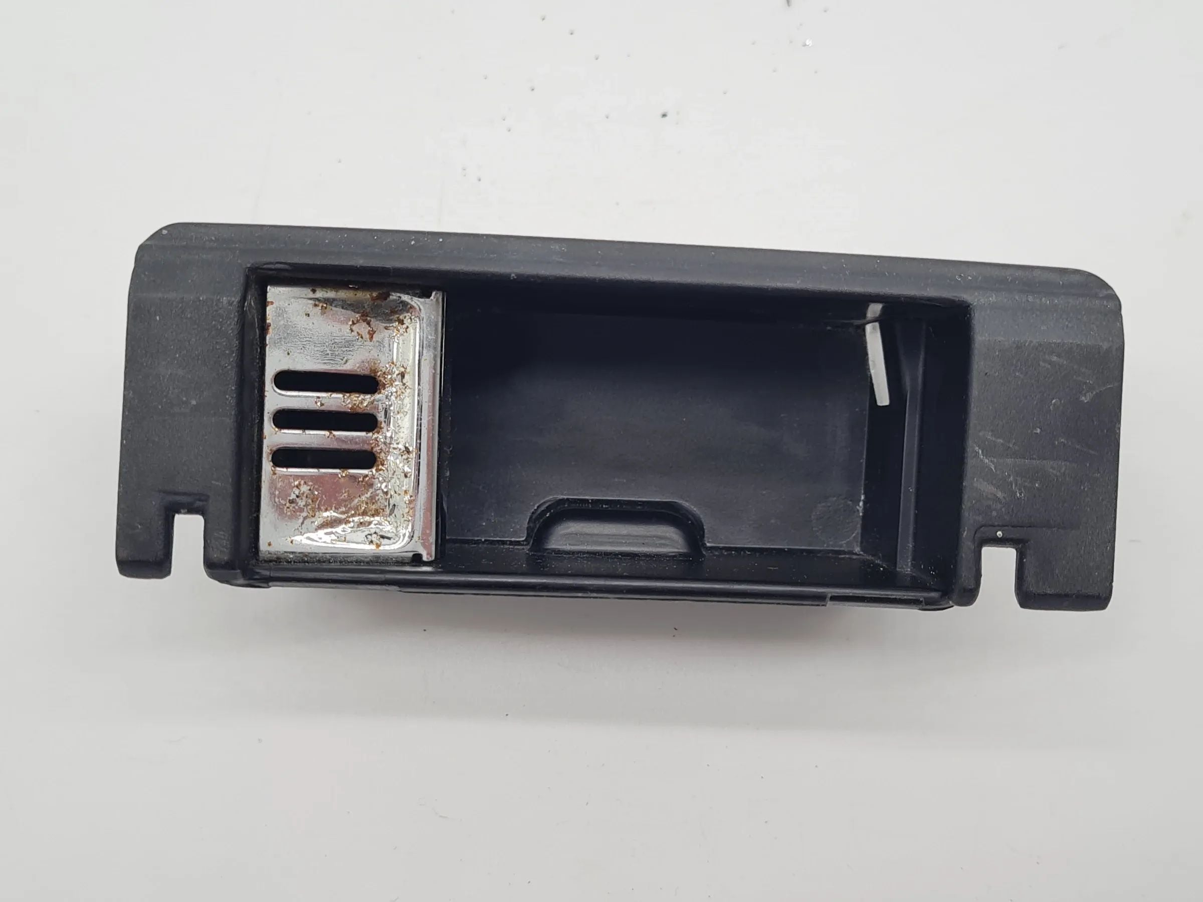 Original Audi A6 (4B) Aschenbechereinsatz 4B0857405