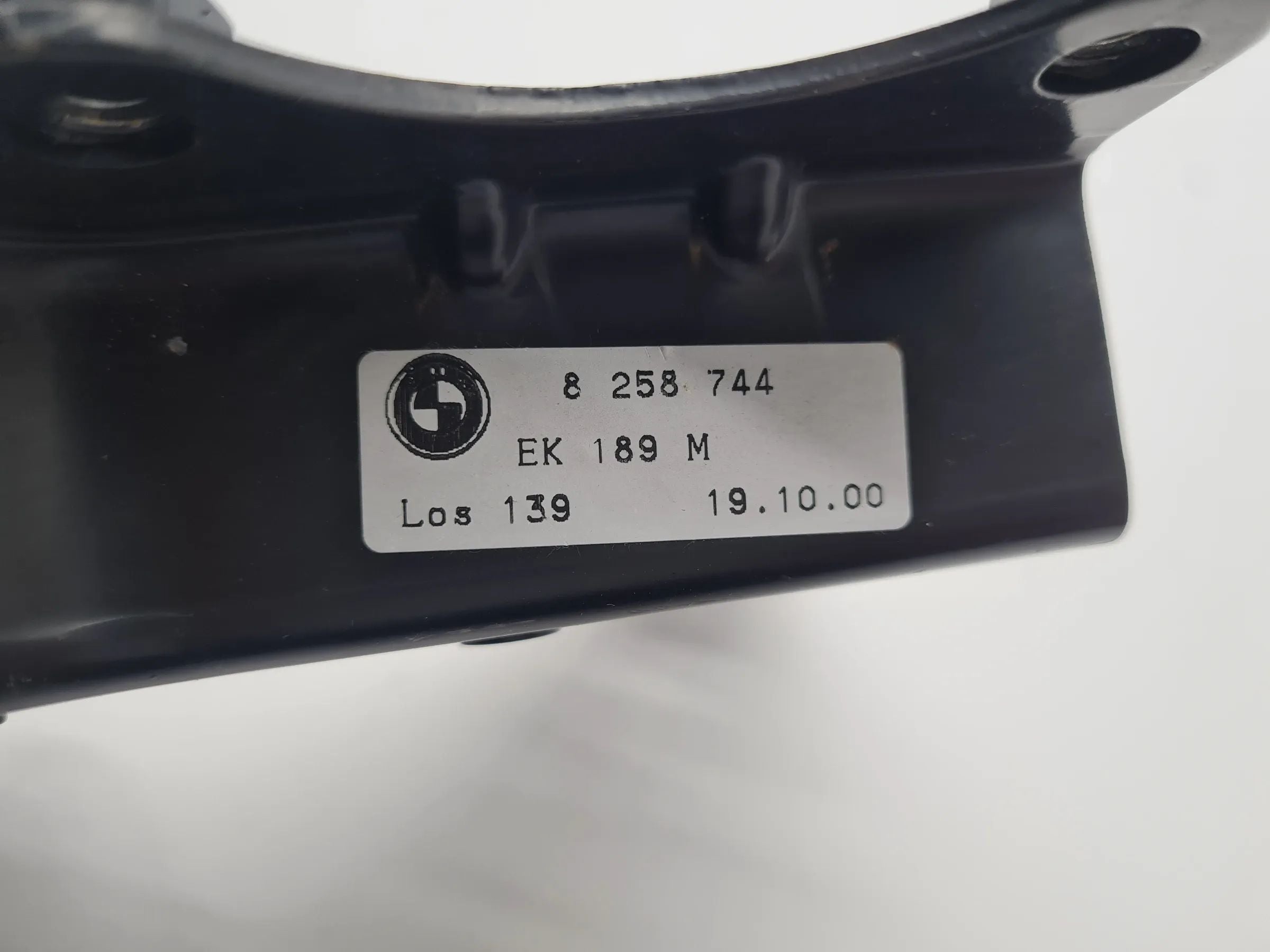 Original BMW X5 (E53) Schloss Entriegelung Rechts 8258744