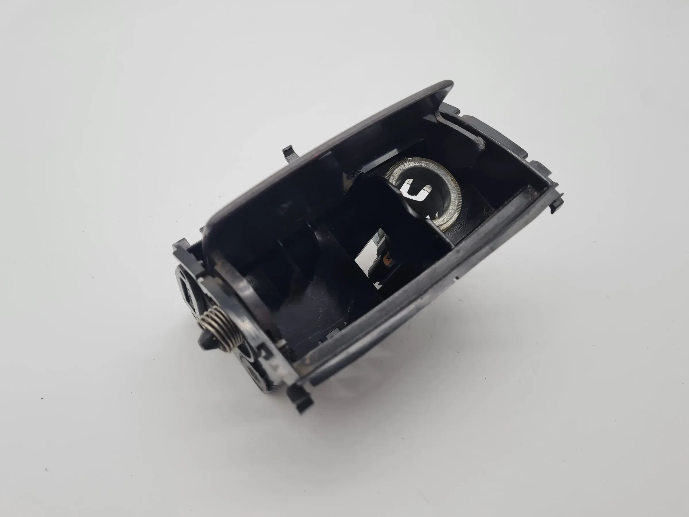 Original Mercedes-Benz A-Klasse (W168) Aschenbecher / Schaltknauf A1688100133