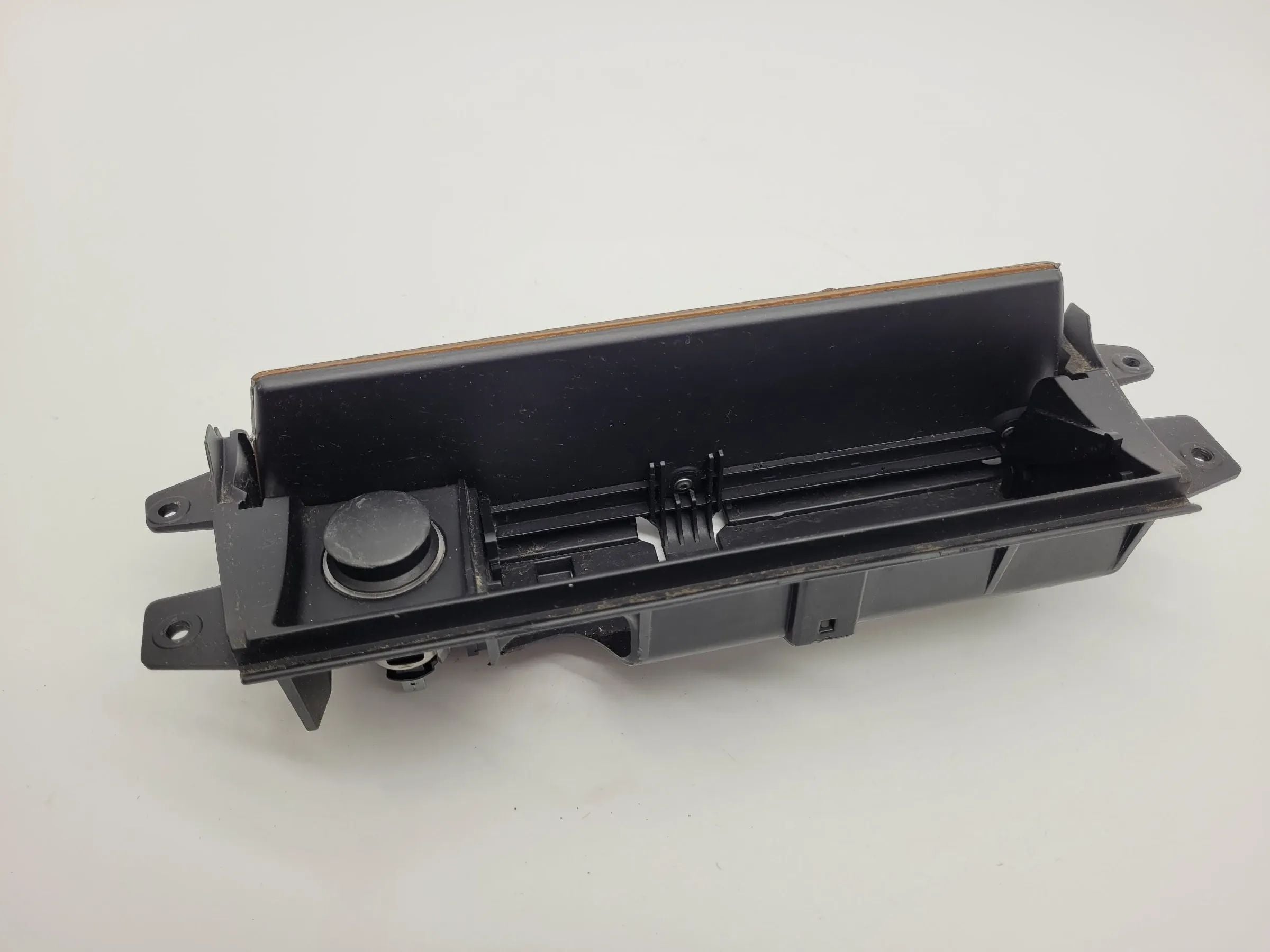 Original BMW X5 (E53) Aschenbecher Mittelkonsole Mitte 51.16-8402967