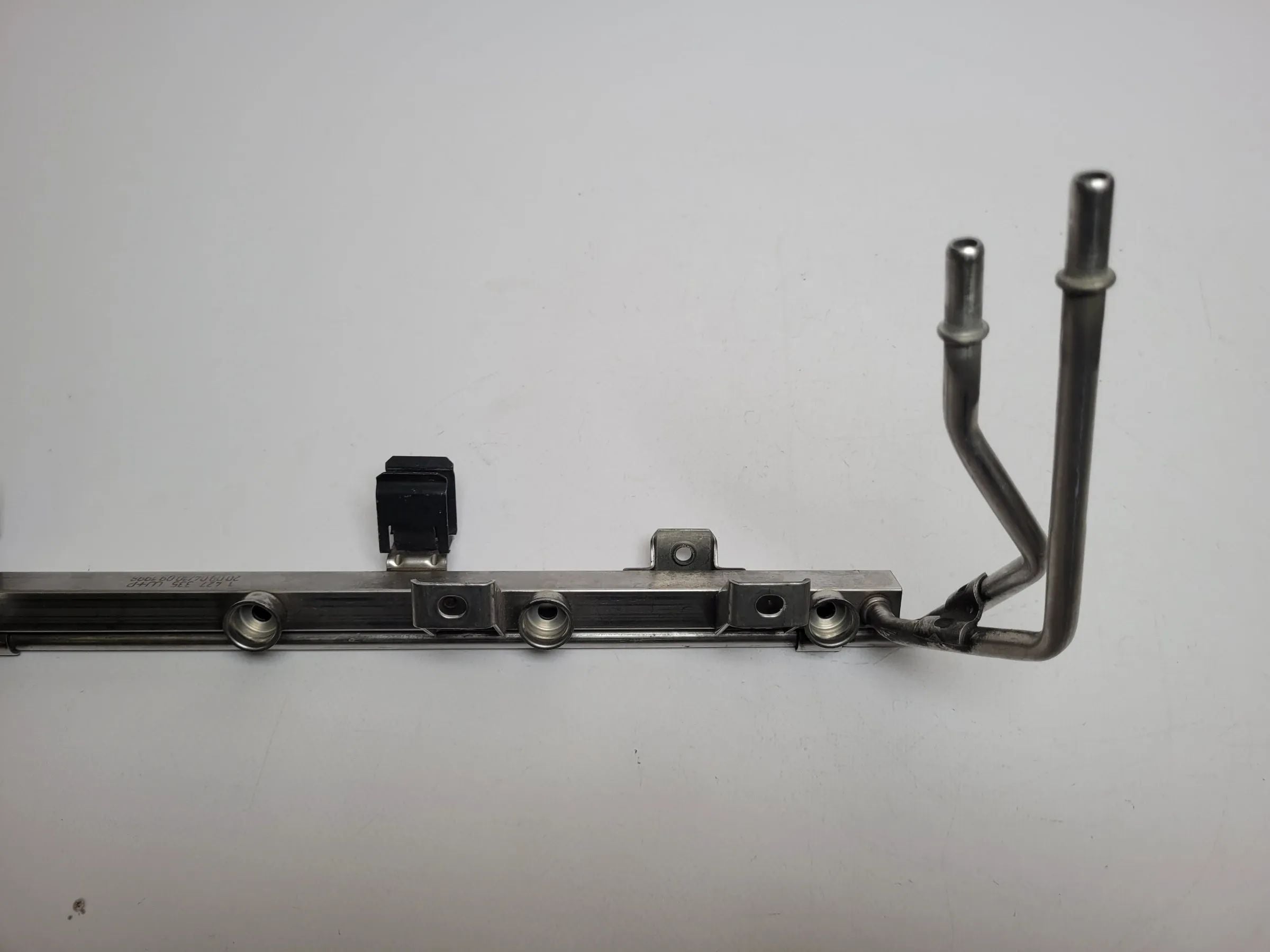 Original BMW 3er (E46) Einspritzleiste 14279851353