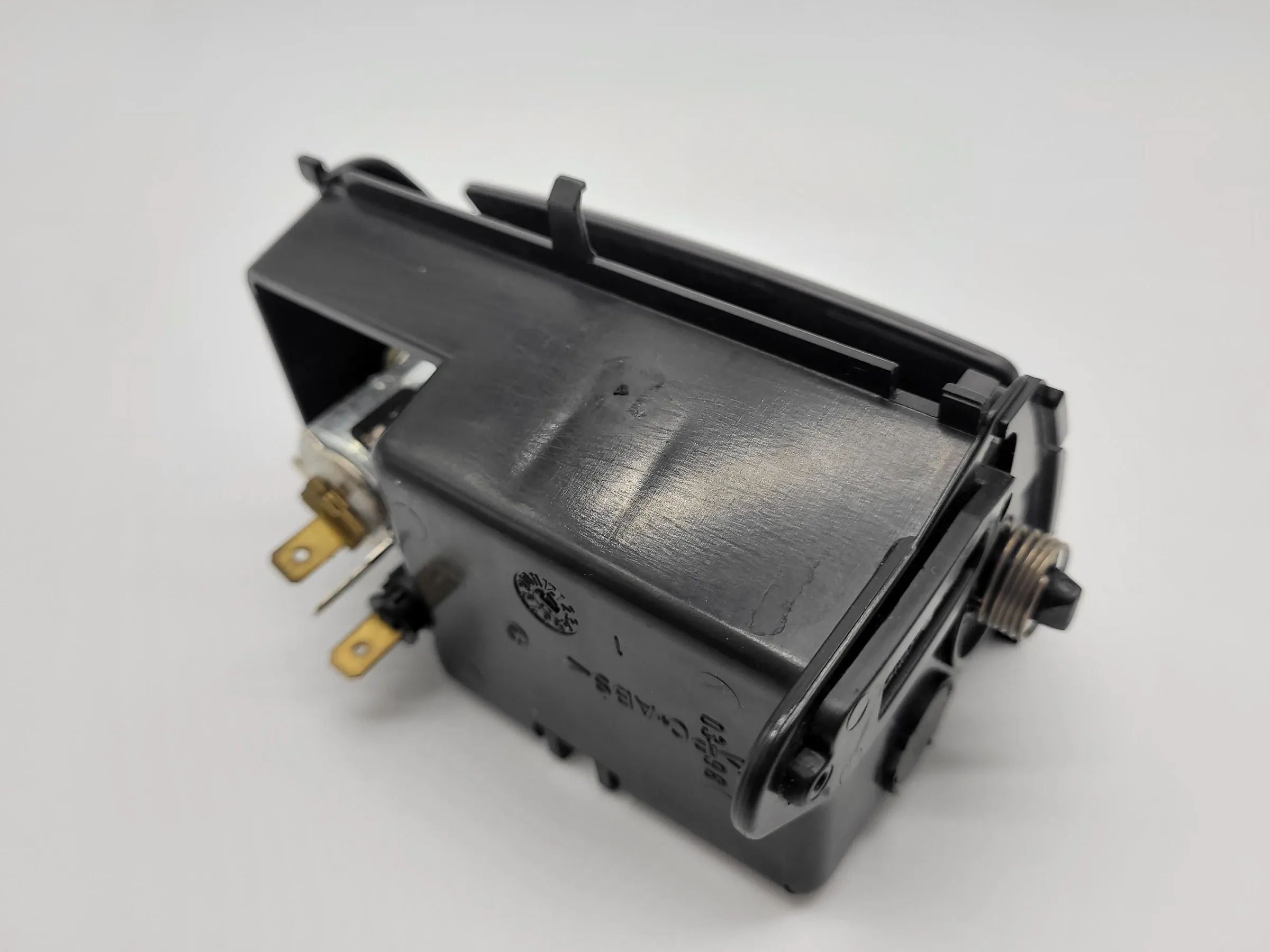 Original Mercedes-Benz A-Klasse (W168) Aschenbecher / Schaltknauf, A1688100133