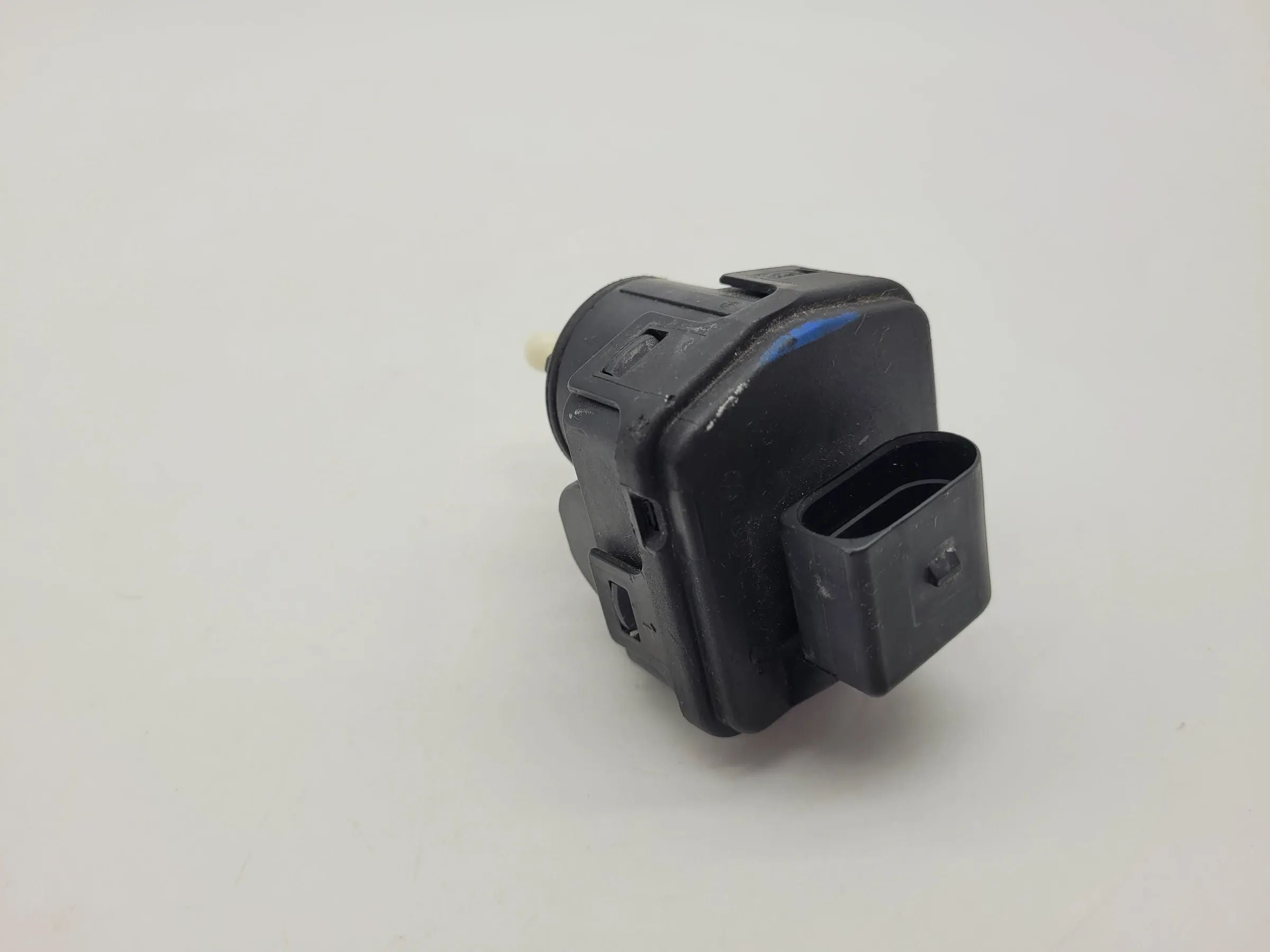 Original Audi A3 (8L1) Scheinwerfer Stellmotor LWR L/R 8L0941295