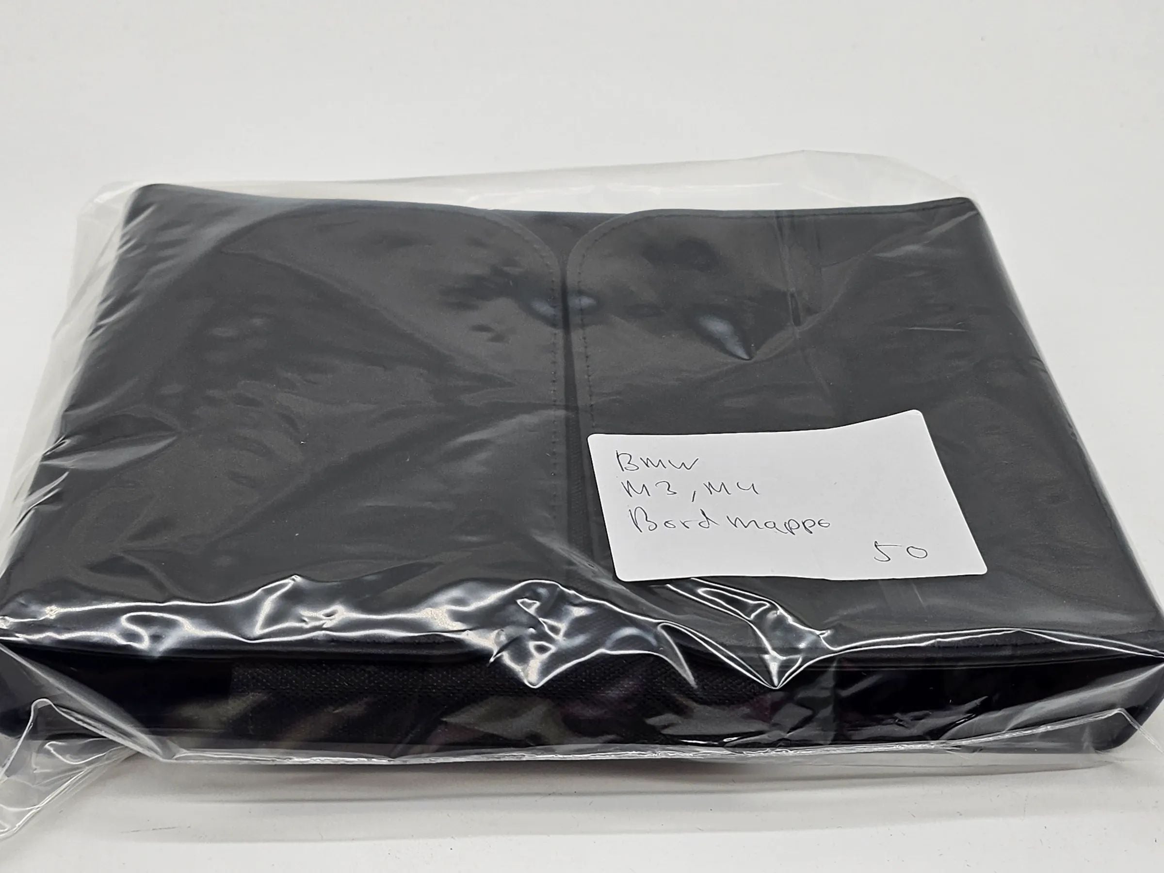 BMW M3 F80 , M4 F82   M-  Bordmappe Leder schwarz