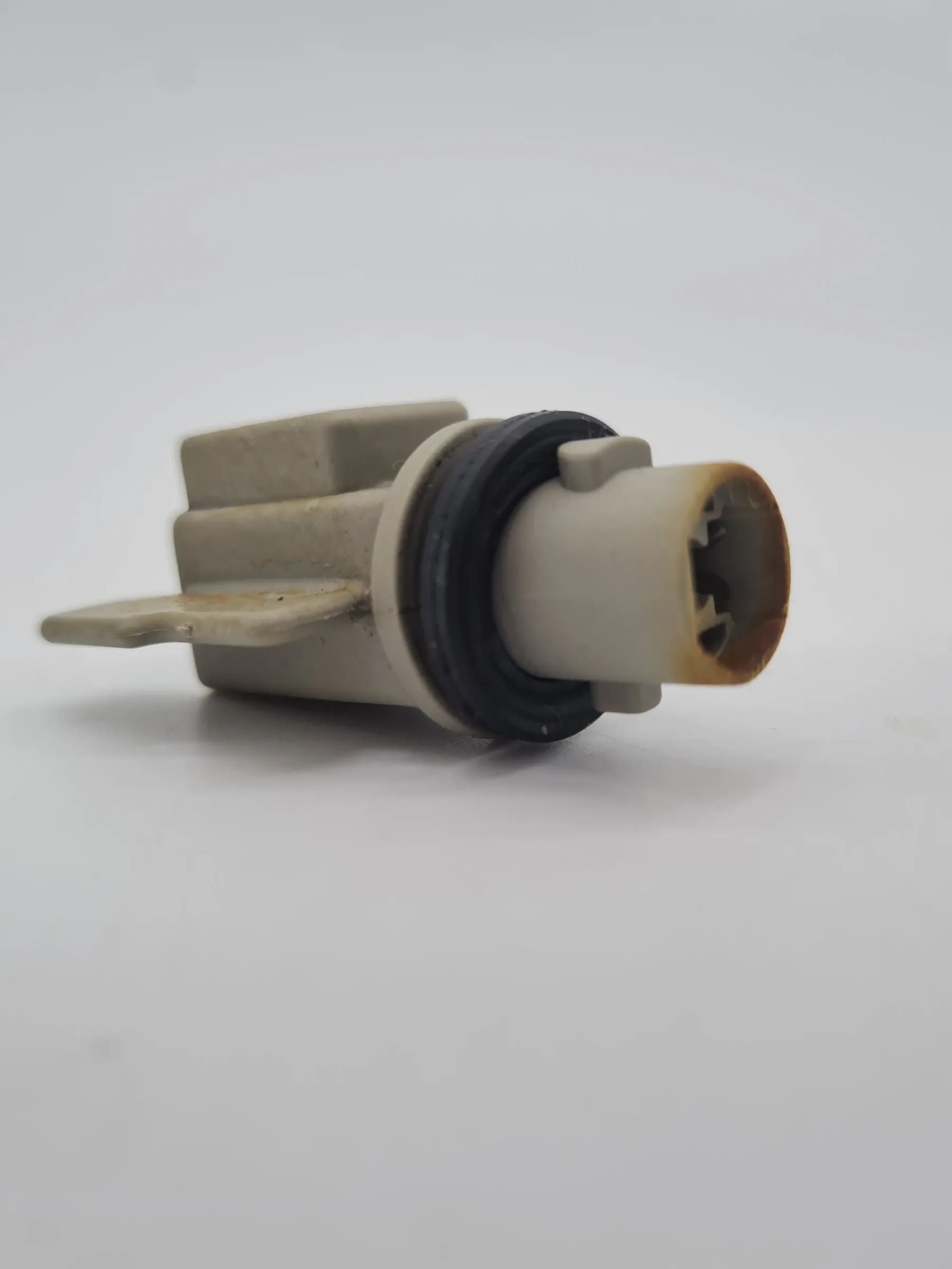 Original Nissan Micra II 2 (K11) Lampenträger / Fassung Standlicht L/R