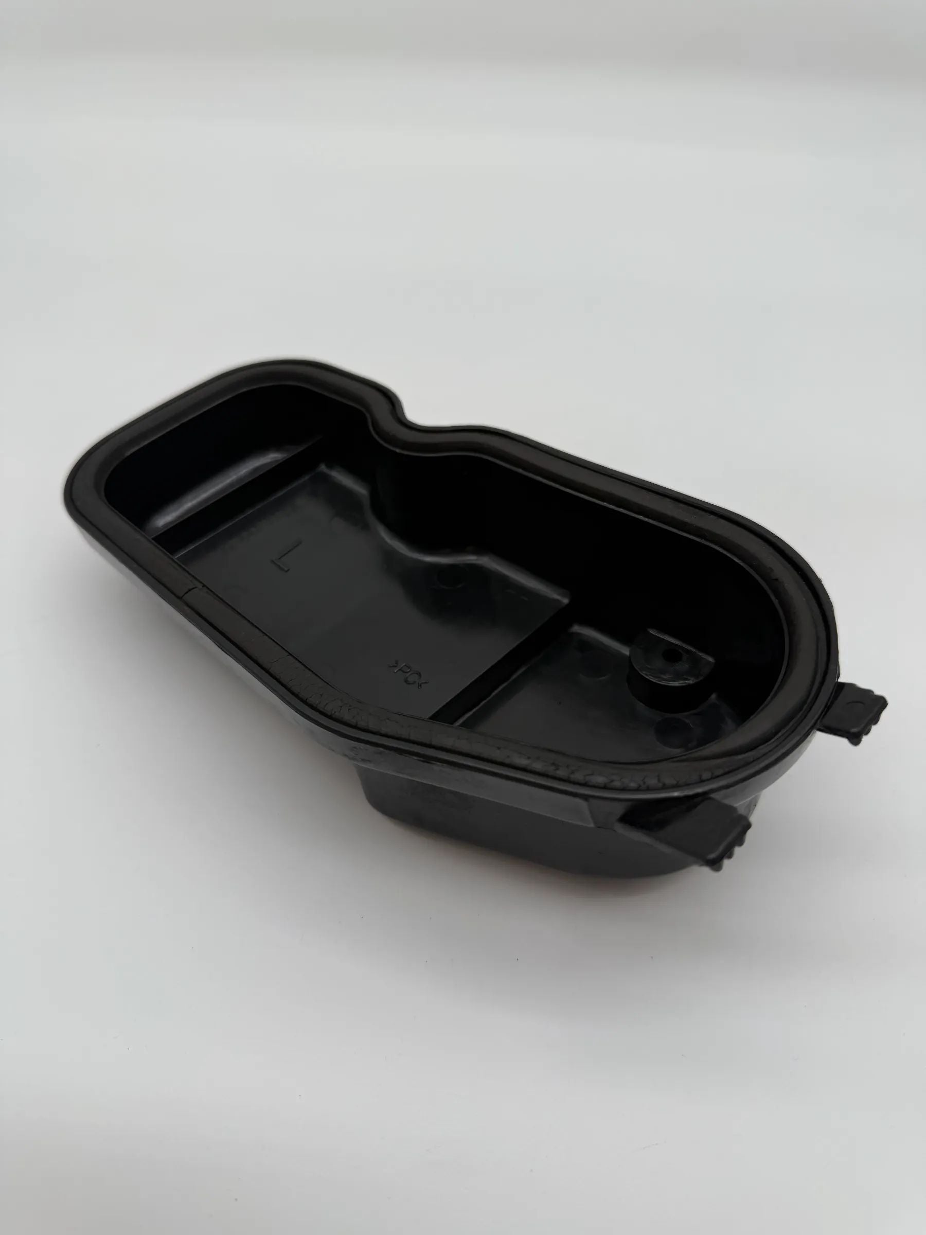 Крышка фары левая VW Поло 6N 304411139L(ABD325)