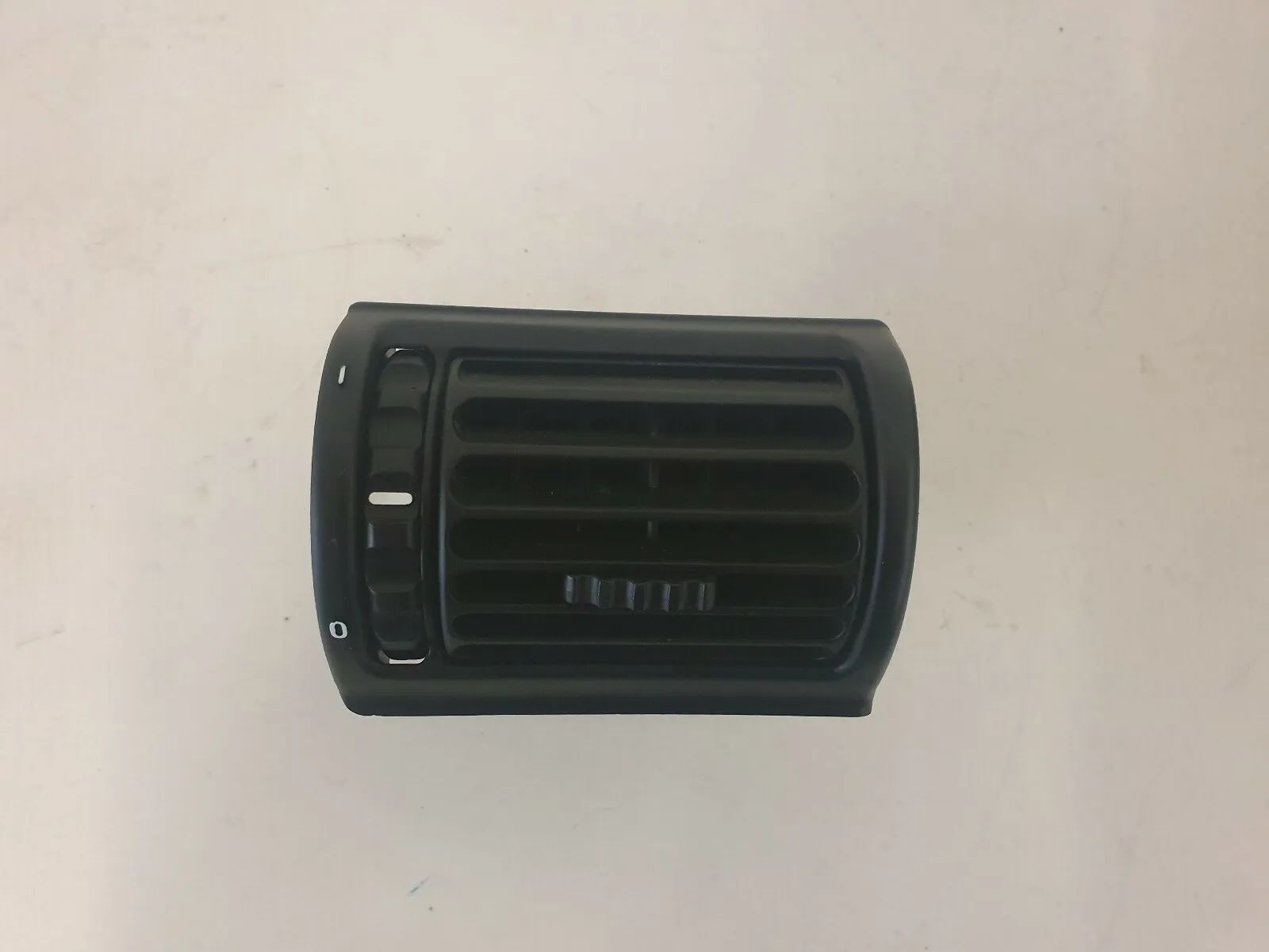 BMW E36 Compact Griglia Aria Fresca Cruscotto Ventilazione Bocchetta Soffiante 8390218