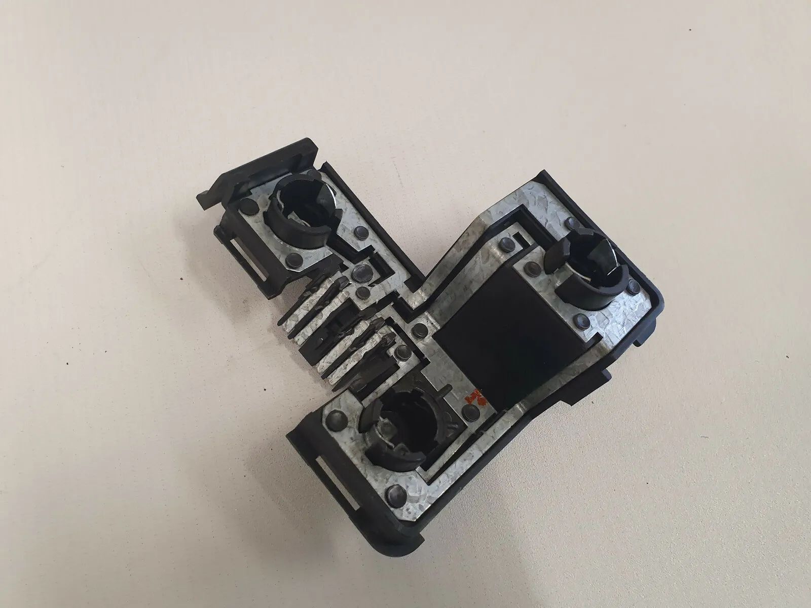 Original Opel Omega B lamp holder GM5032 lamp socket right K15 