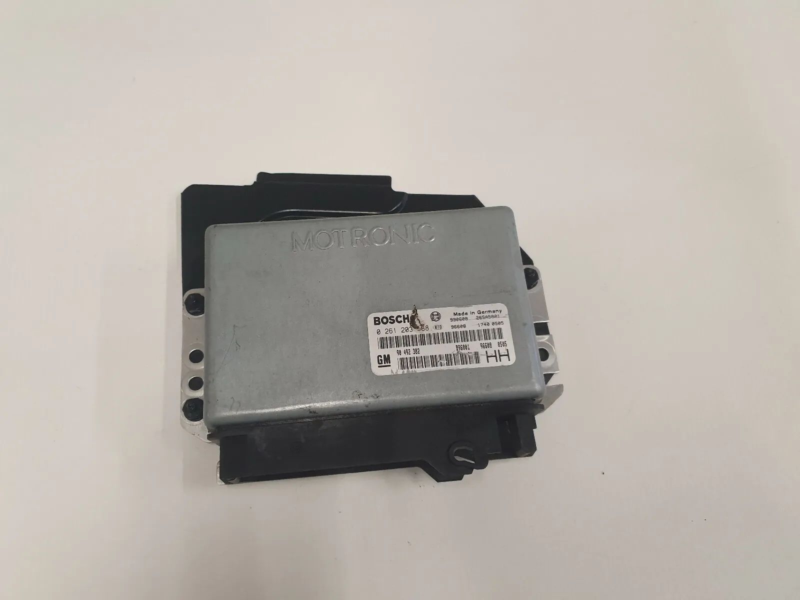 Steuergerät Einspritzung  0261263588 90492382 HH Opel Omega 2,5 V6 V94 Mod.2000