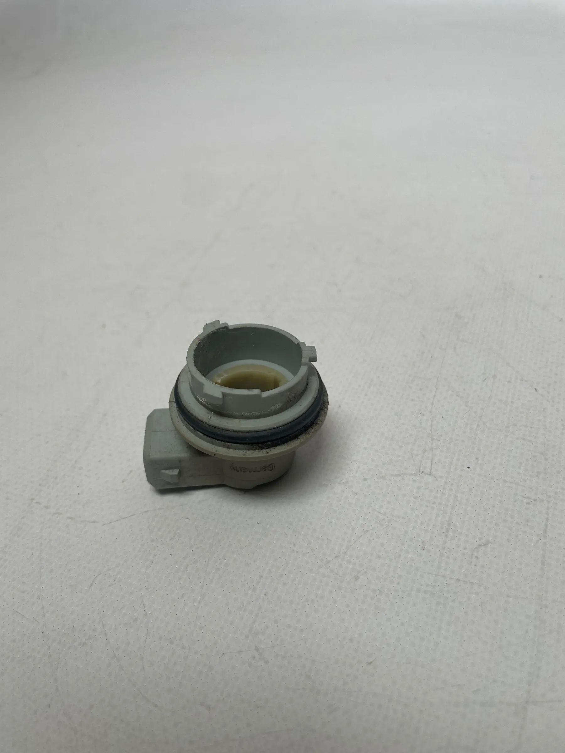 Original Seat Cordoba (6K1/6K2)Lampenträger  Rechts Vorne A2810881
