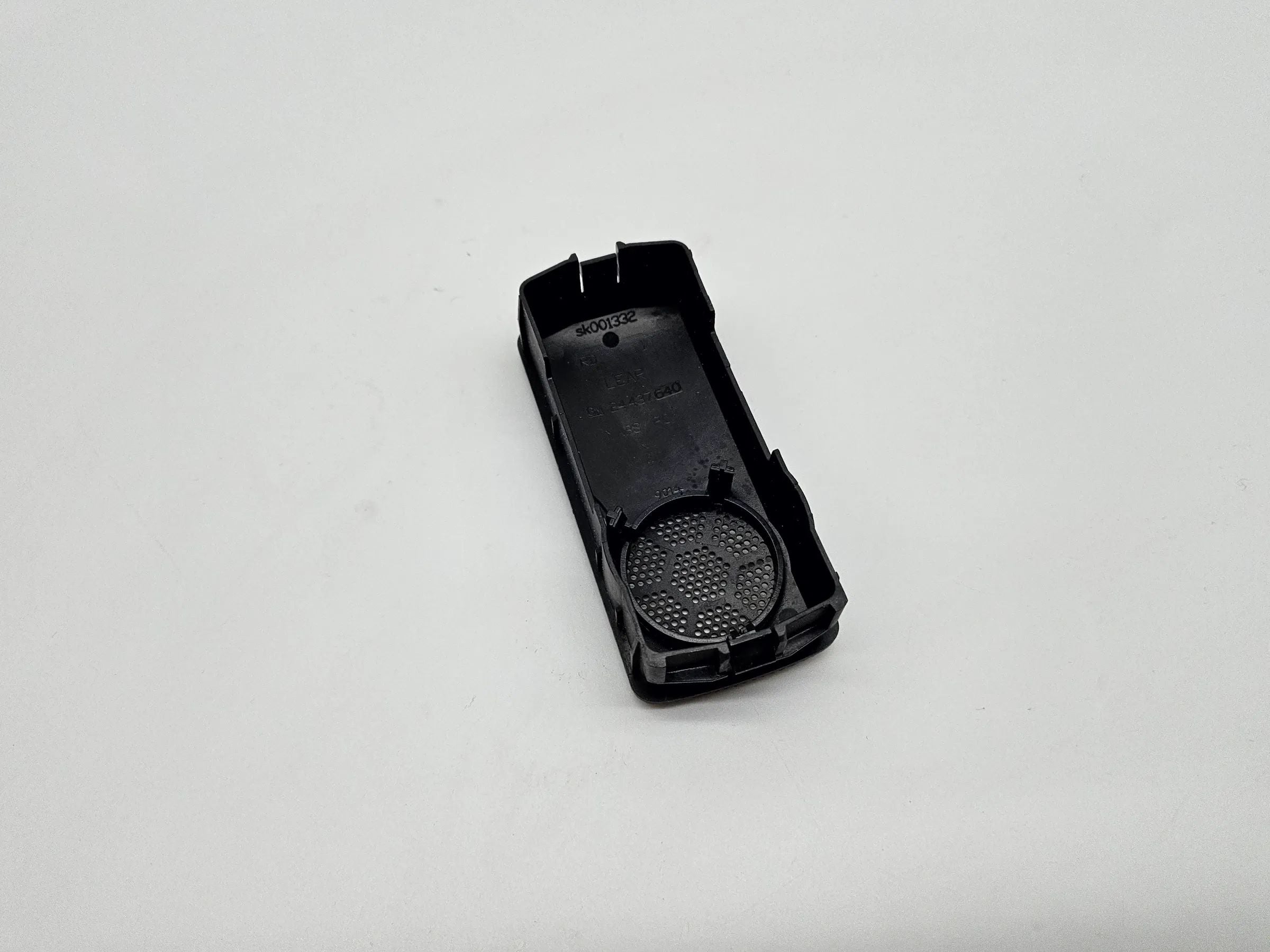 Oryginalna osłona głośnika drzwi tylna prawa Opel Vectra C 24437640
