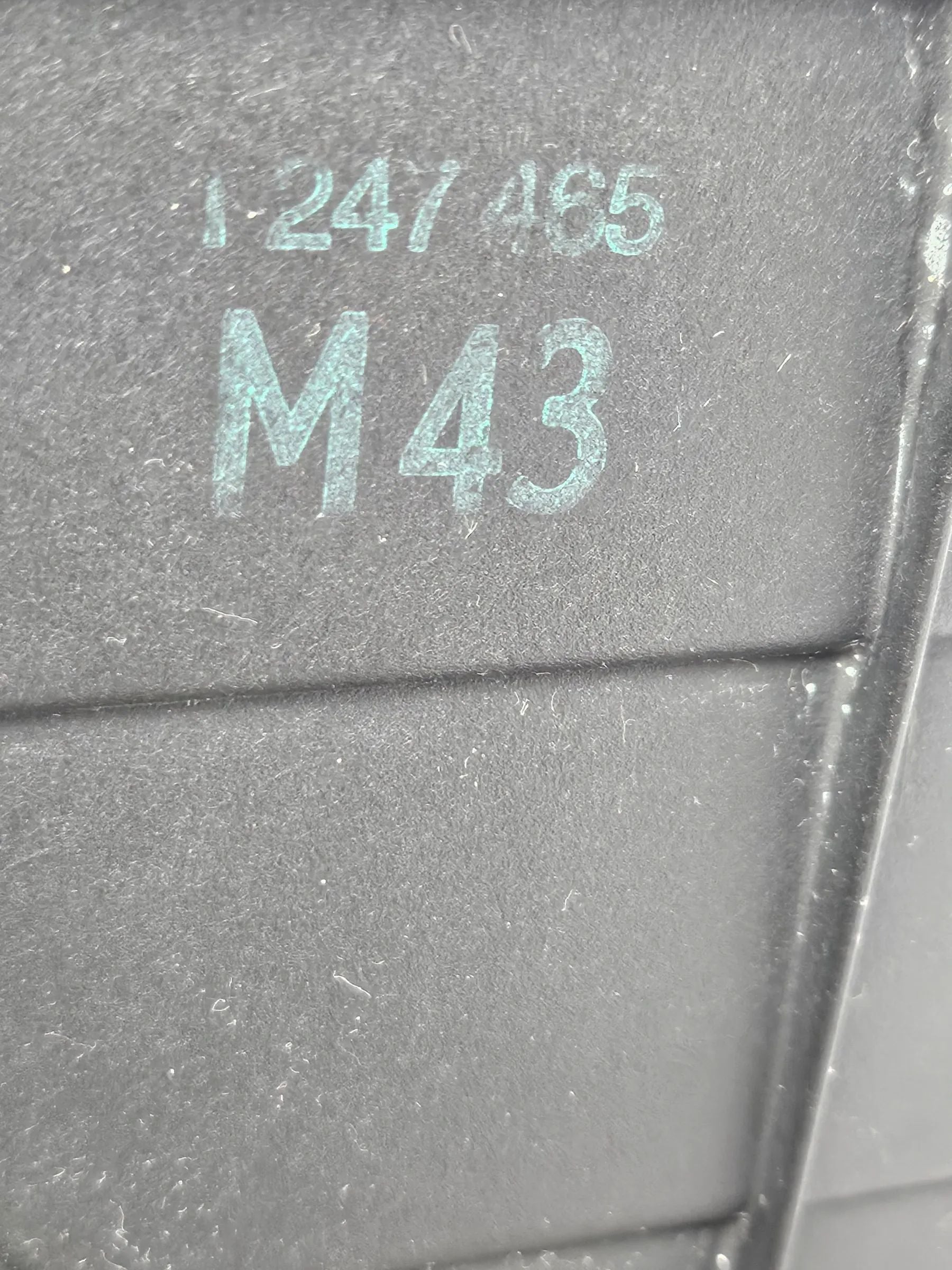 Oryginalna dolna obudowa filtra powietrza BMW E36 M43 1247465