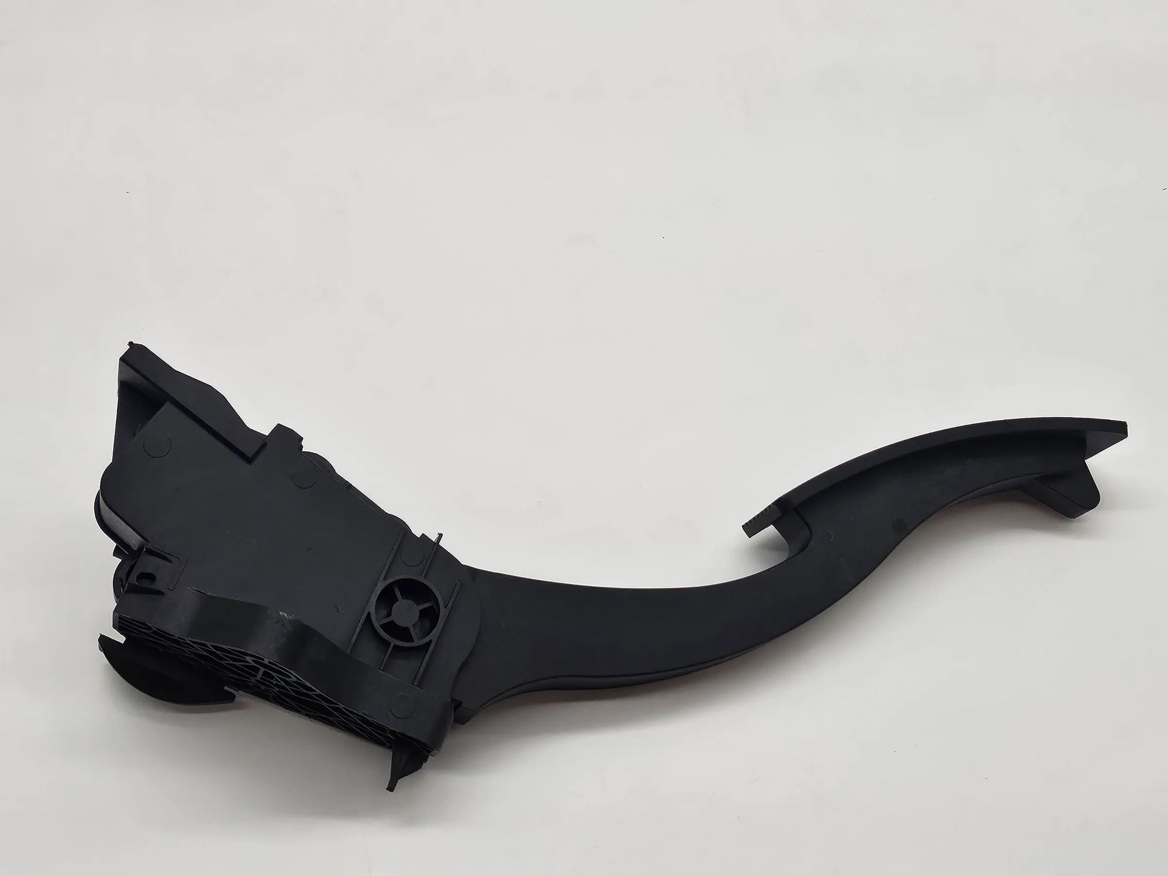 Original MERCEDES-BENZ B-KLASSE W246 Gaspedal Gaspotenziometer A2463001404