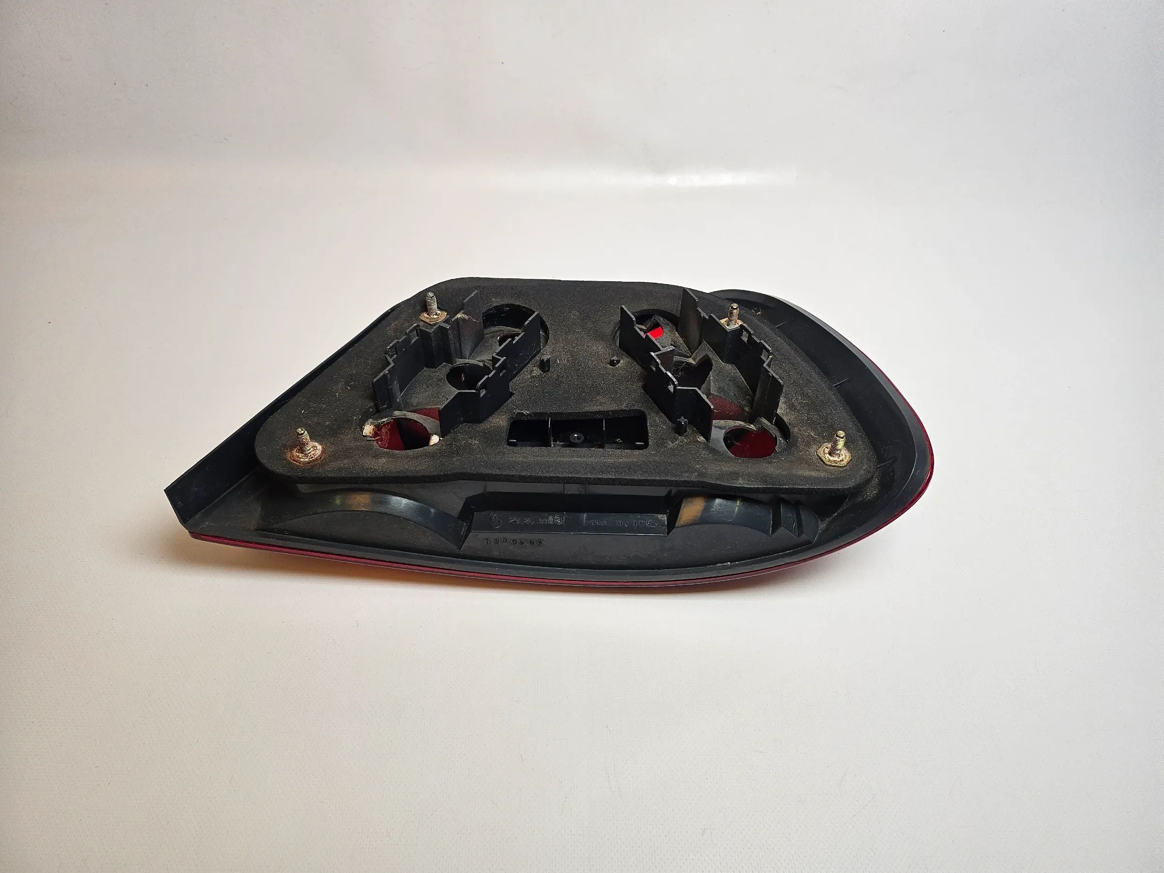 Oryginalna lampa tylna zewnętrzna lewa VOLVO S40 / I 300097