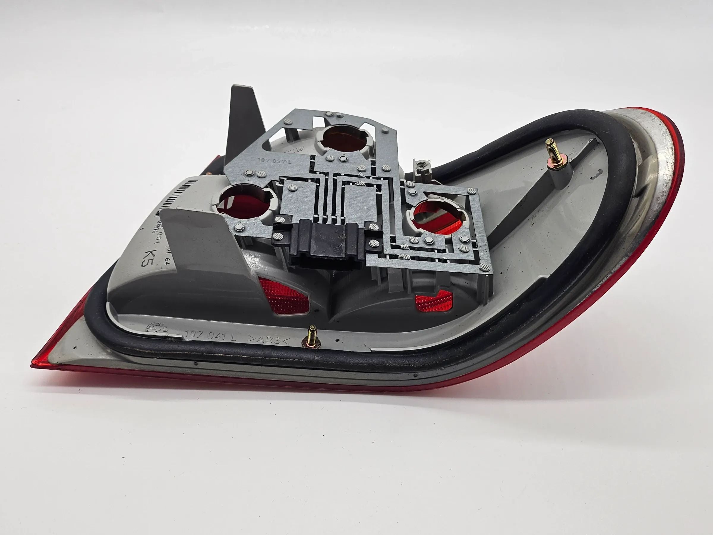Oryginalna tylna lampa lewa Mercedes-Benz W210 E 200 A2108200164 197041L