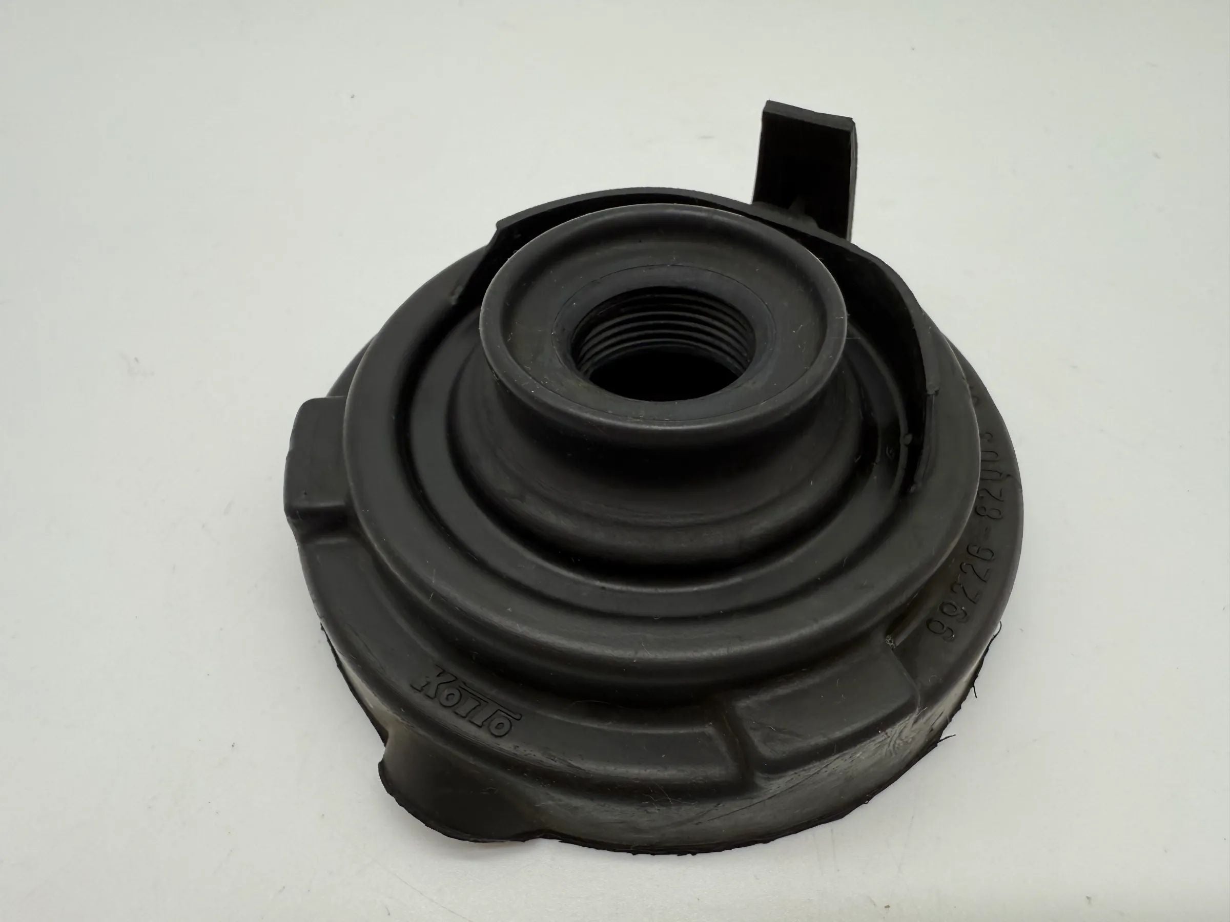 อะไหล่แท้ Suzuki GSX 600F ฝาครอบยางไฟหน้า KOITO 99226-82003