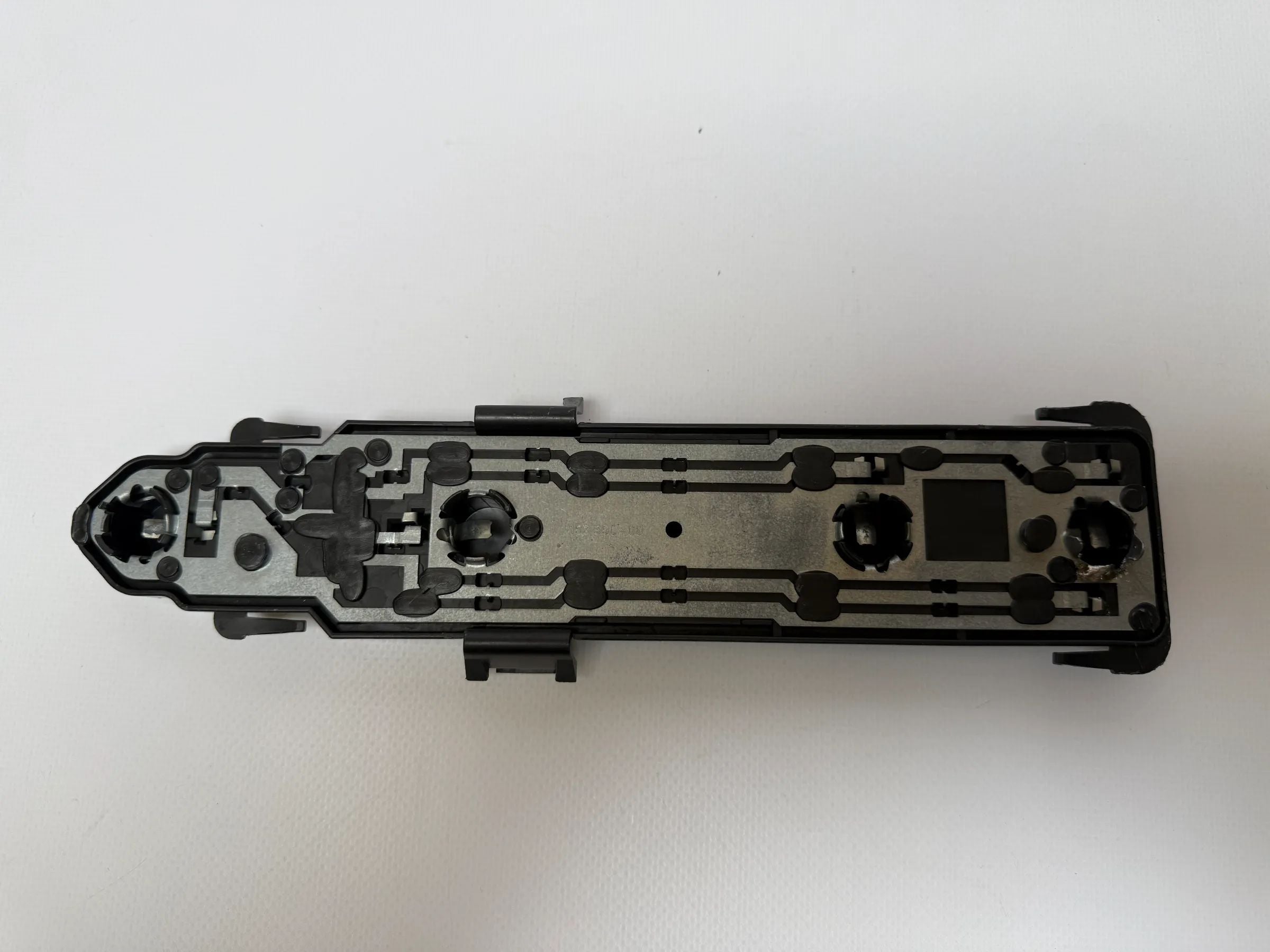 อะไหล่แท้ Mercedes-Benz C 220 T 153 559-00 ขายึดไฟท้าย ซ้าย/ขวา