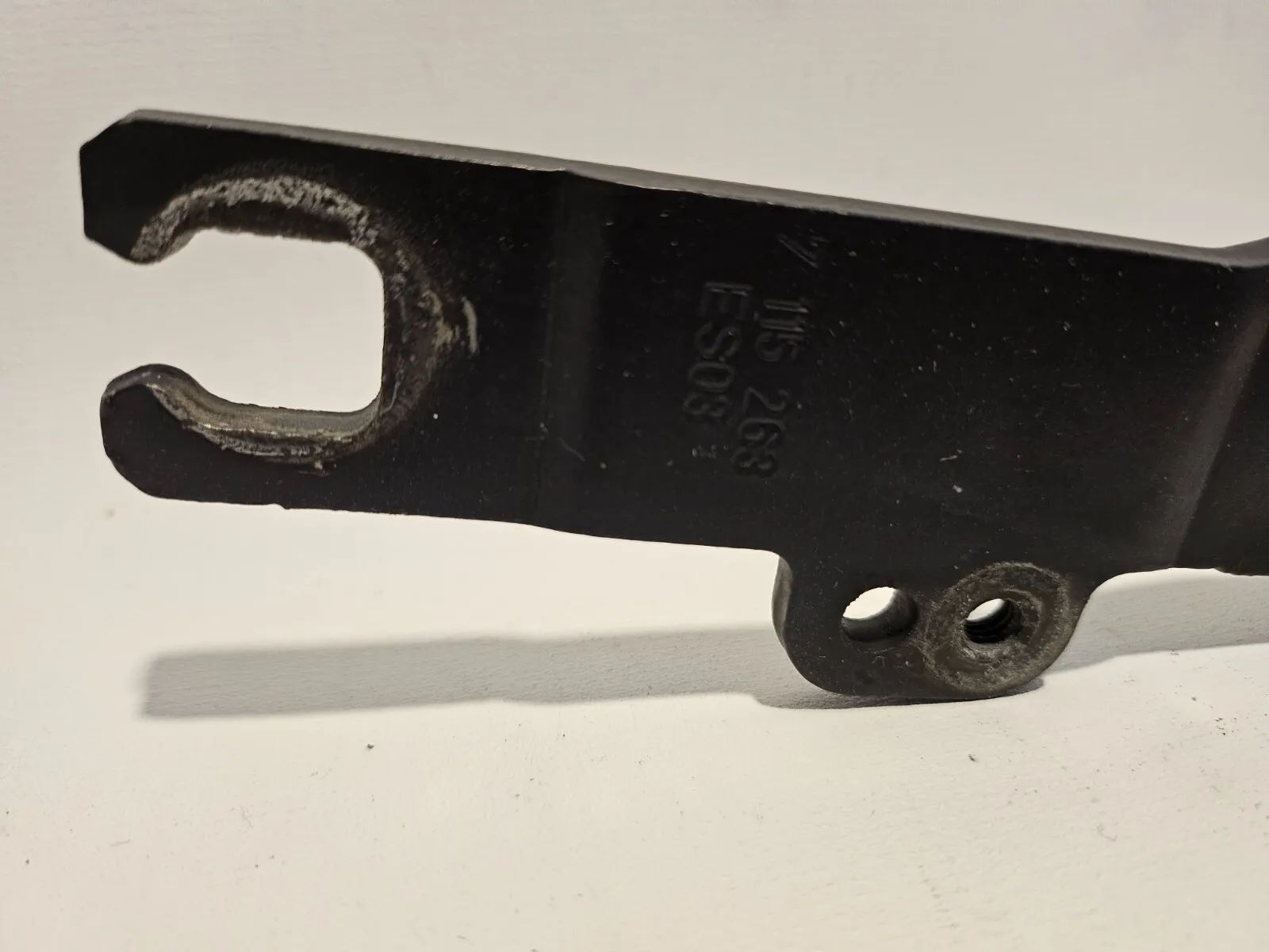 Оригинальная петля капота левая BMW 3 серии E90/E91 01.2005-09.2012 7115263