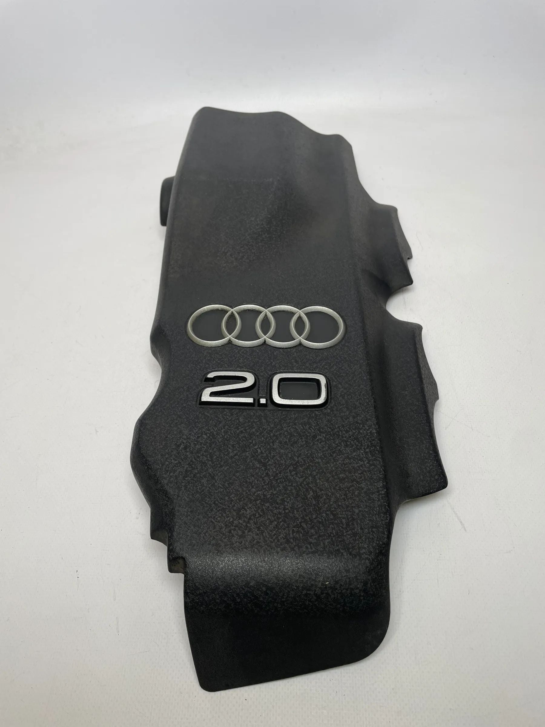 Original Audi A4 (8E2/B6) Motorabdeckung 06B103925C