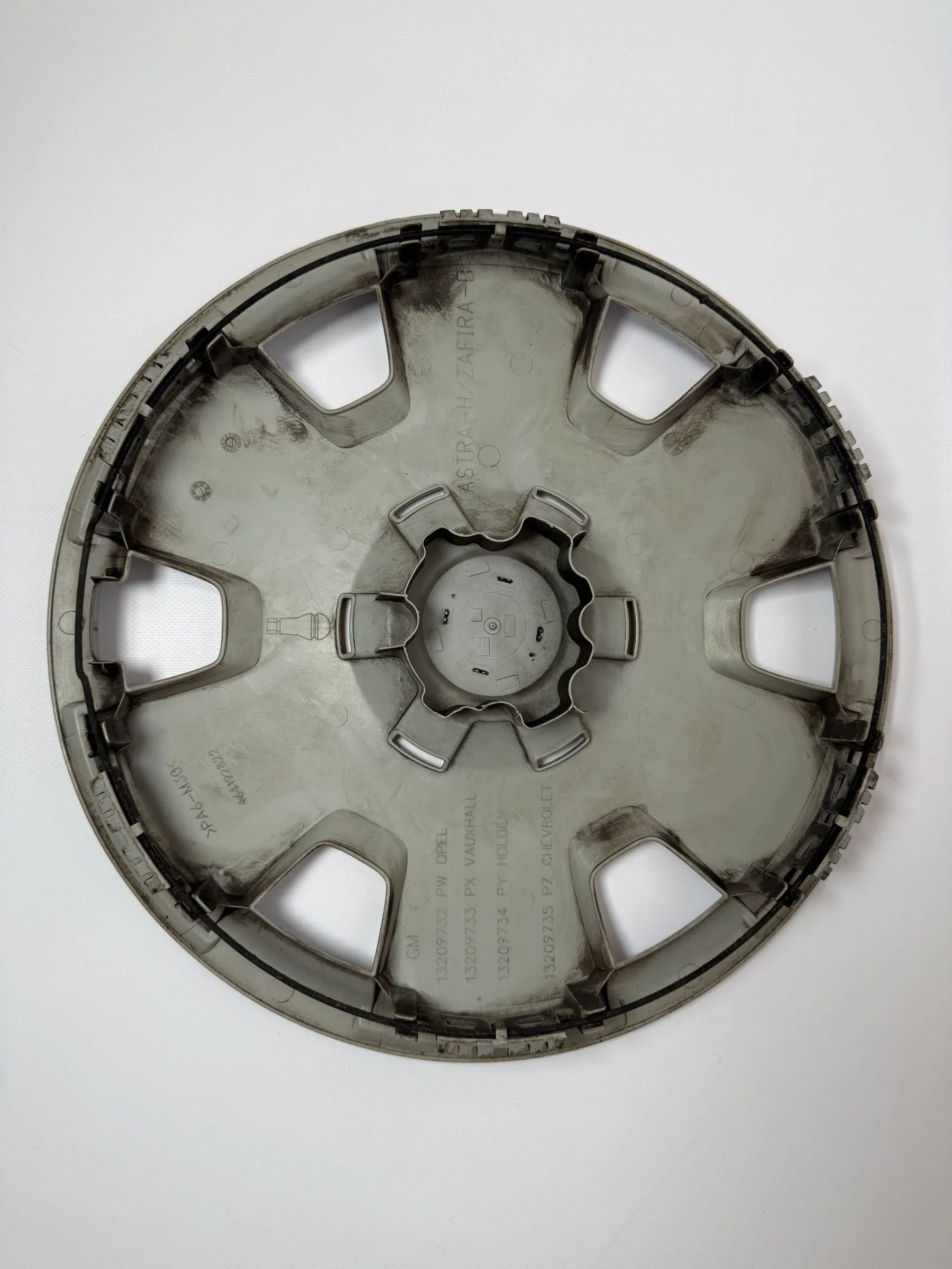 Oryginalna osłona koła Opel Astra H / Zafira B, 16 cali 13209732