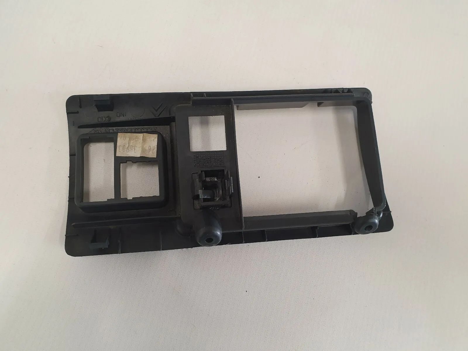 Pelapis Unit Saklar Interior 9635807077 CITROEN BERLINGO K23 - Auto-veritas