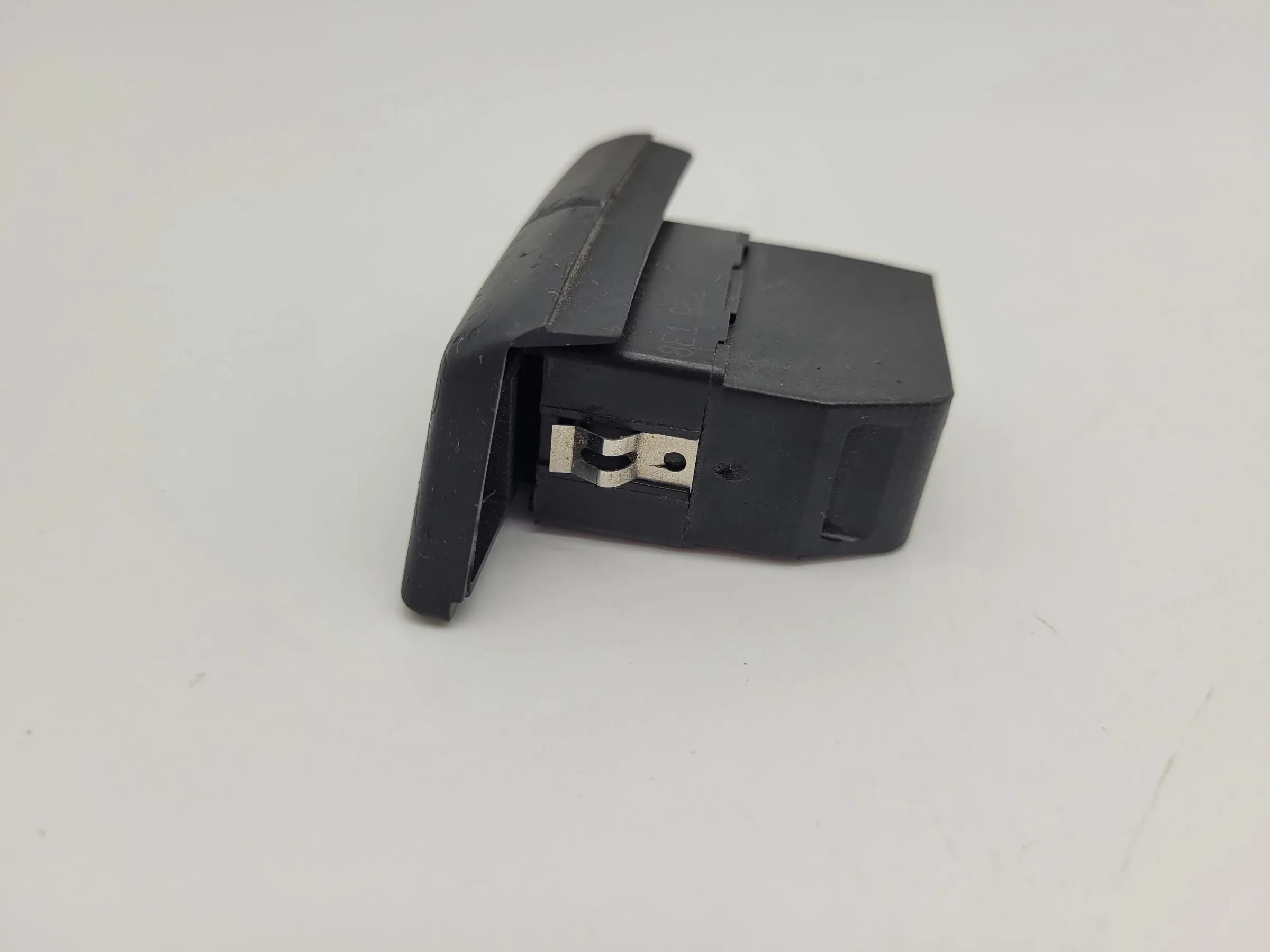Original Audi A4 (8E/B6/B7) S-Line Schalter ZVS Zentralveriegelung 8E1962107