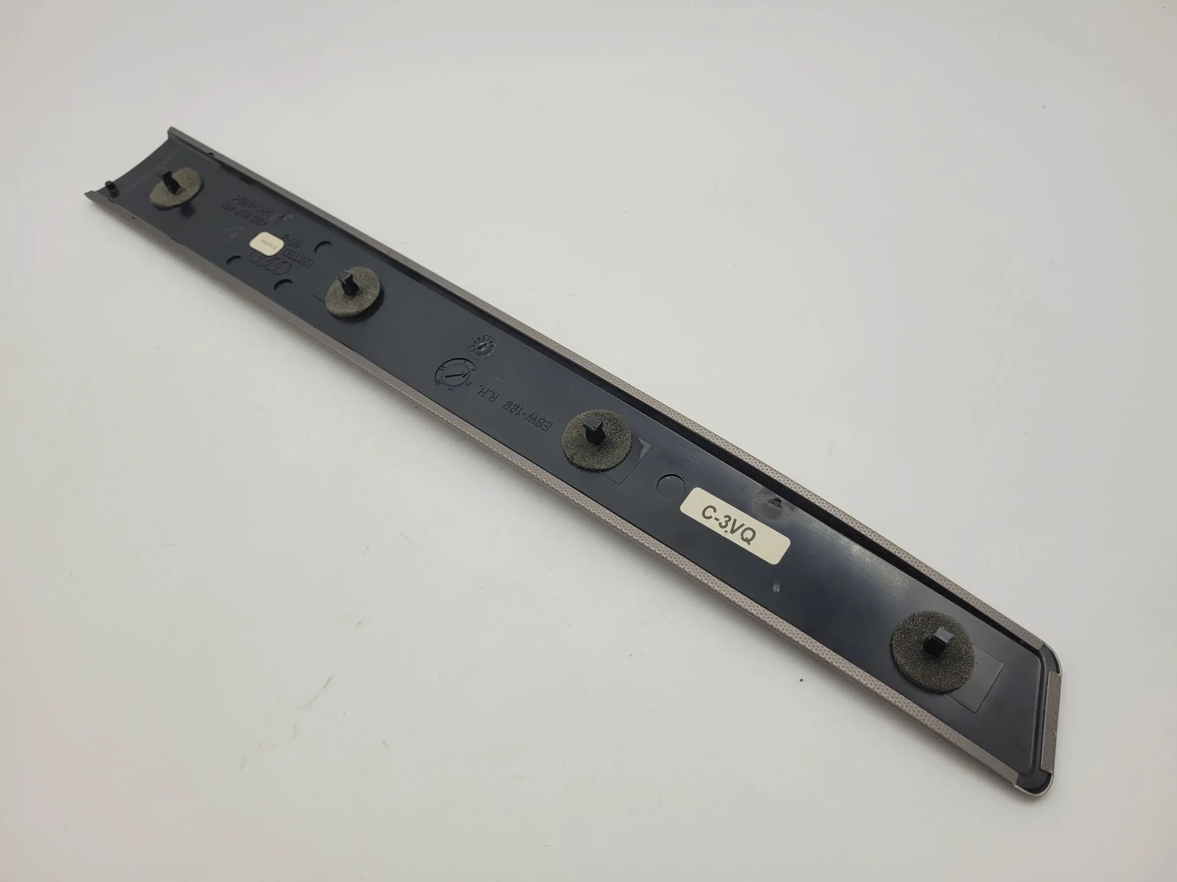 Original Audi A6 (4B2/4B4) Zierleiste Dekorleiste Tür Vorne Rechts 4B0867410