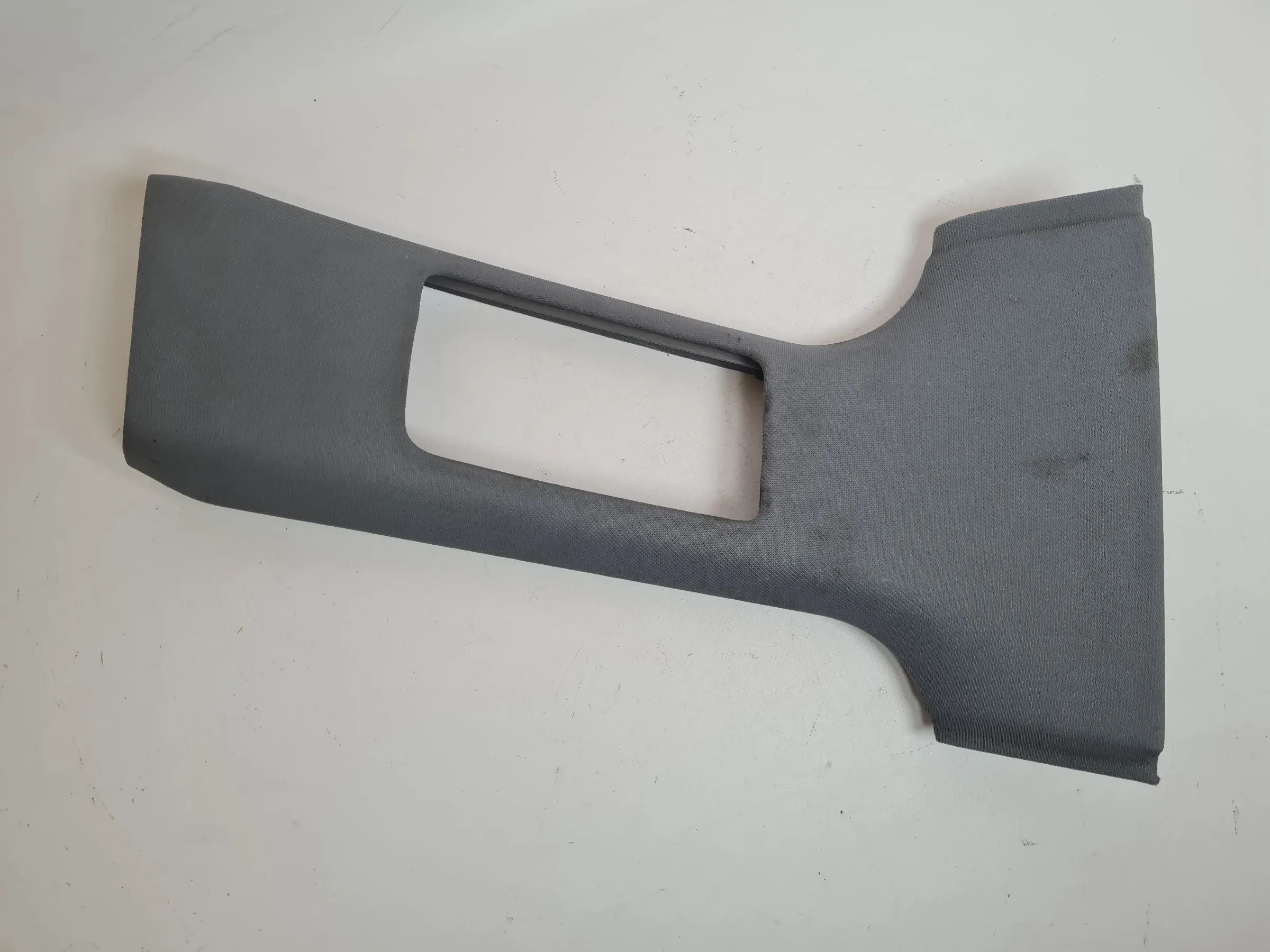 Original Audi A6 (4B2/4B4) Verkleidung B-Säule Rechts Oben Grau 4B0867244